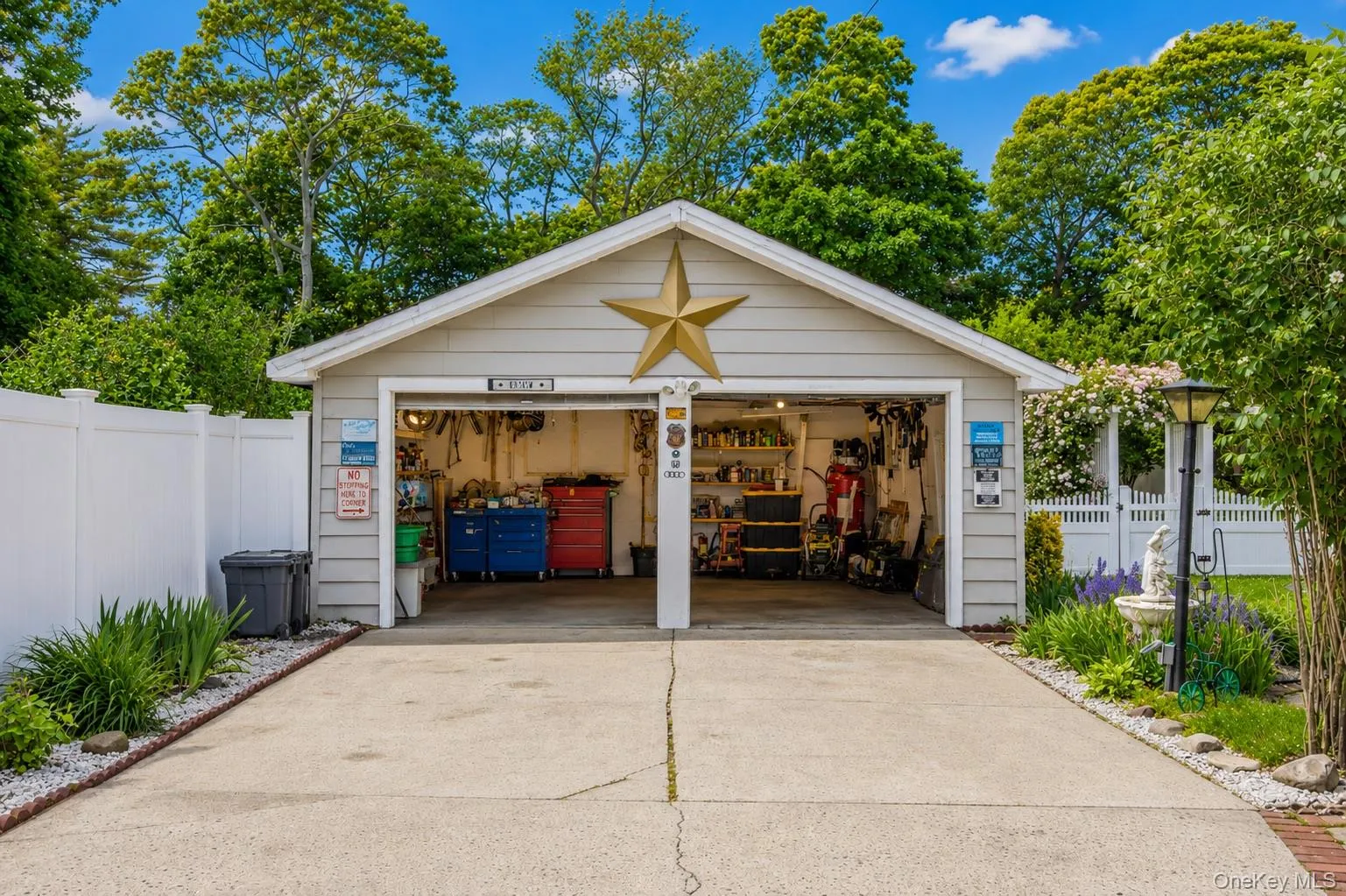 549 De Mott Avenue, Hempstead, NY, 3 Bedrooms Bedrooms, 8 Rooms Rooms,2 BathroomsBathrooms,Residential,For Rent,De Mott,0,1014275 549 De Mott Avenue, Hempstead, NY, 3 Bedrooms Bedrooms, 8 Rooms Rooms,2 BathroomsBathrooms,Residential,For Rent,De Mott,0,1014275