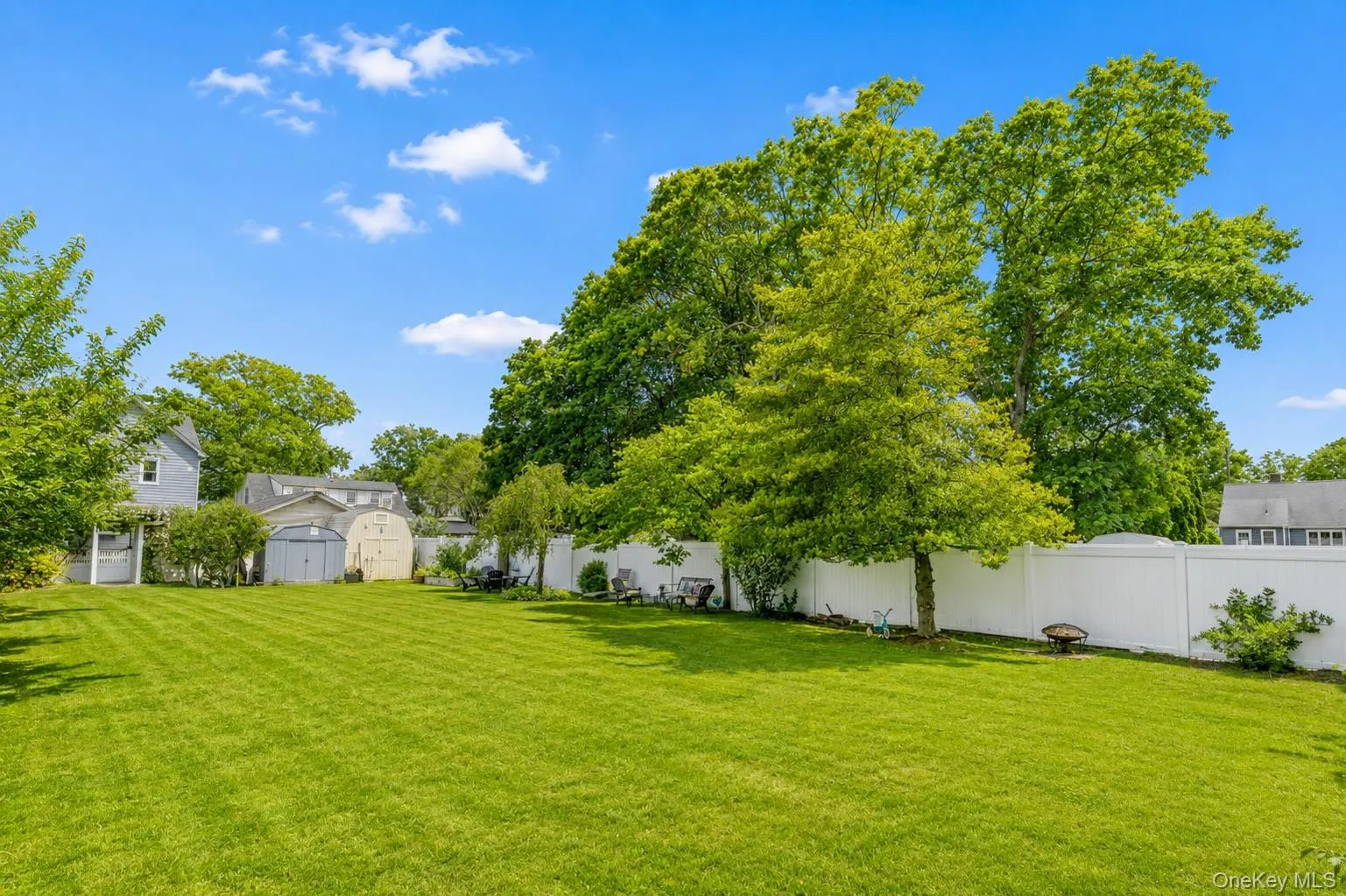 549 De Mott Avenue, Hempstead, NY, 3 Bedrooms Bedrooms, 8 Rooms Rooms,2 BathroomsBathrooms,Residential,For Rent,De Mott,0,1014275 549 De Mott Avenue, Hempstead, NY, 3 Bedrooms Bedrooms, 8 Rooms Rooms,2 BathroomsBathrooms,Residential,For Rent,De Mott,0,1014275