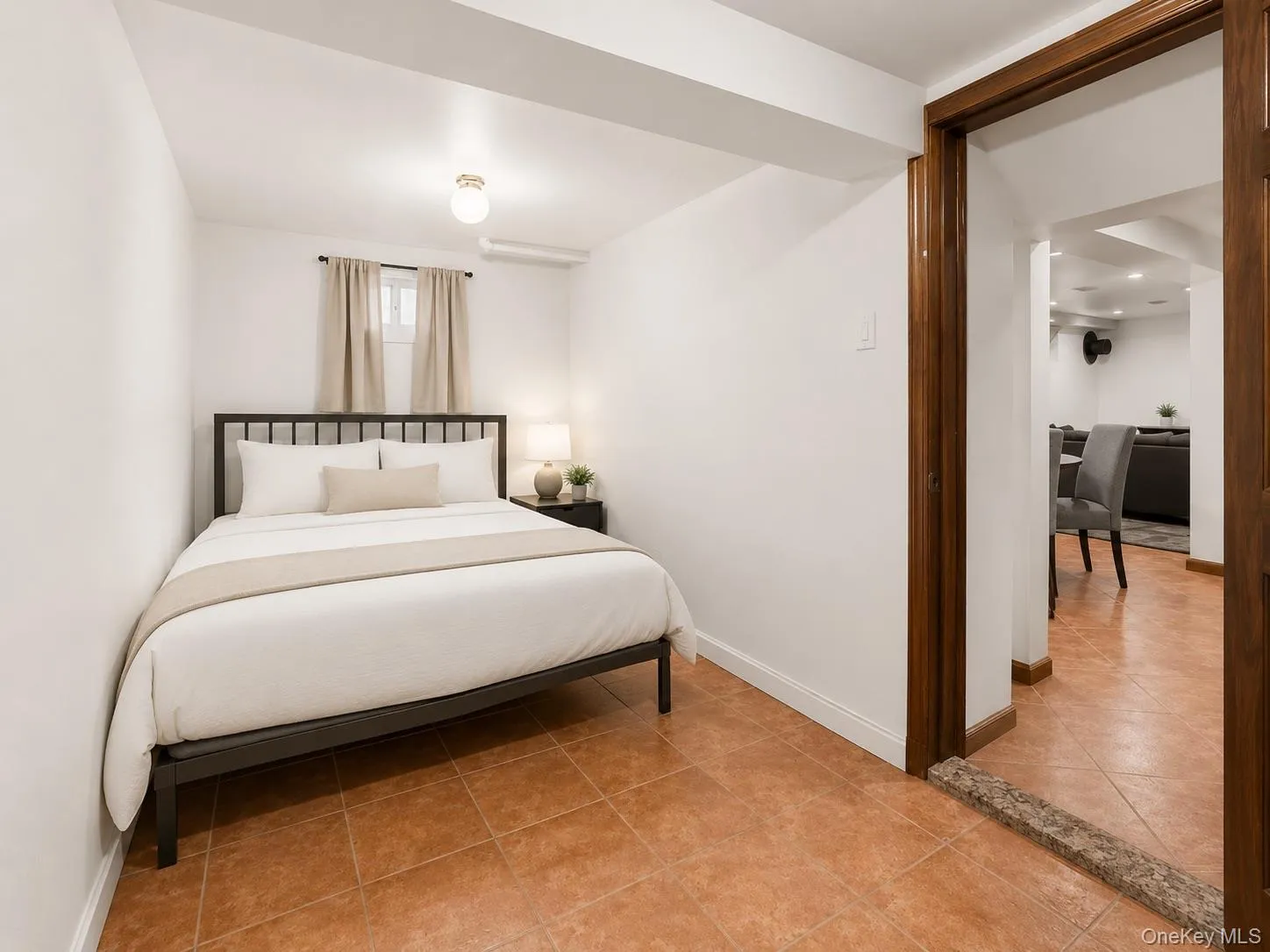 549 De Mott Avenue, Hempstead, NY, 3 Bedrooms Bedrooms, 8 Rooms Rooms,2 BathroomsBathrooms,Residential,For Rent,De Mott,0,1014275 549 De Mott Avenue, Hempstead, NY, 3 Bedrooms Bedrooms, 8 Rooms Rooms,2 BathroomsBathrooms,Residential,For Rent,De Mott,0,1014275