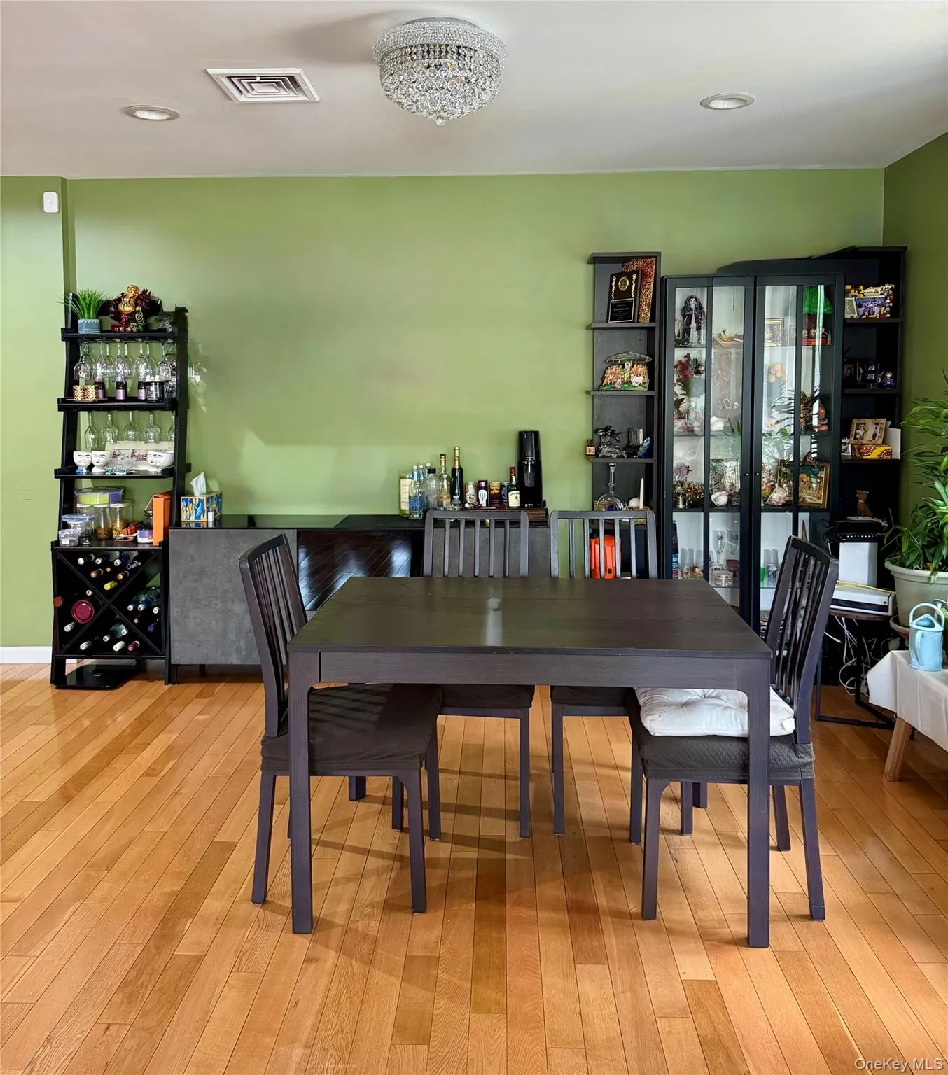 76-53 271st Street, New York, NY, 6 Bedrooms Bedrooms, 12 Rooms Rooms,4 BathroomsBathrooms,Residential,For Rent,271st,0,1014278 76-53 271st Street, New York, NY, 6 Bedrooms Bedrooms, 12 Rooms Rooms,4 BathroomsBathrooms,Residential,For Rent,271st,0,1014278