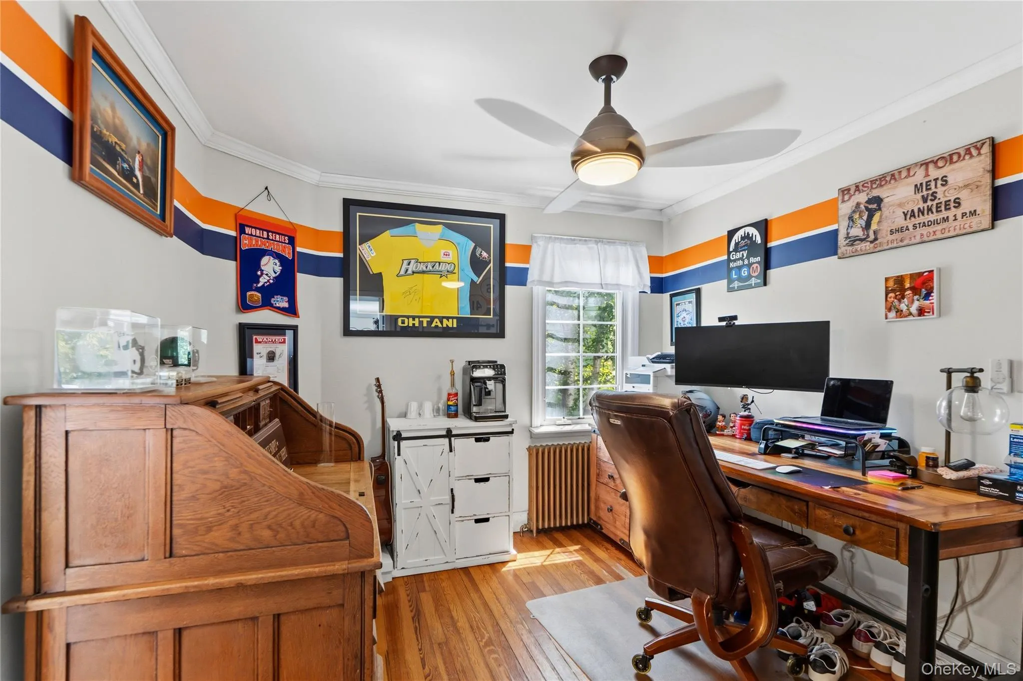Den/Office Den/Office