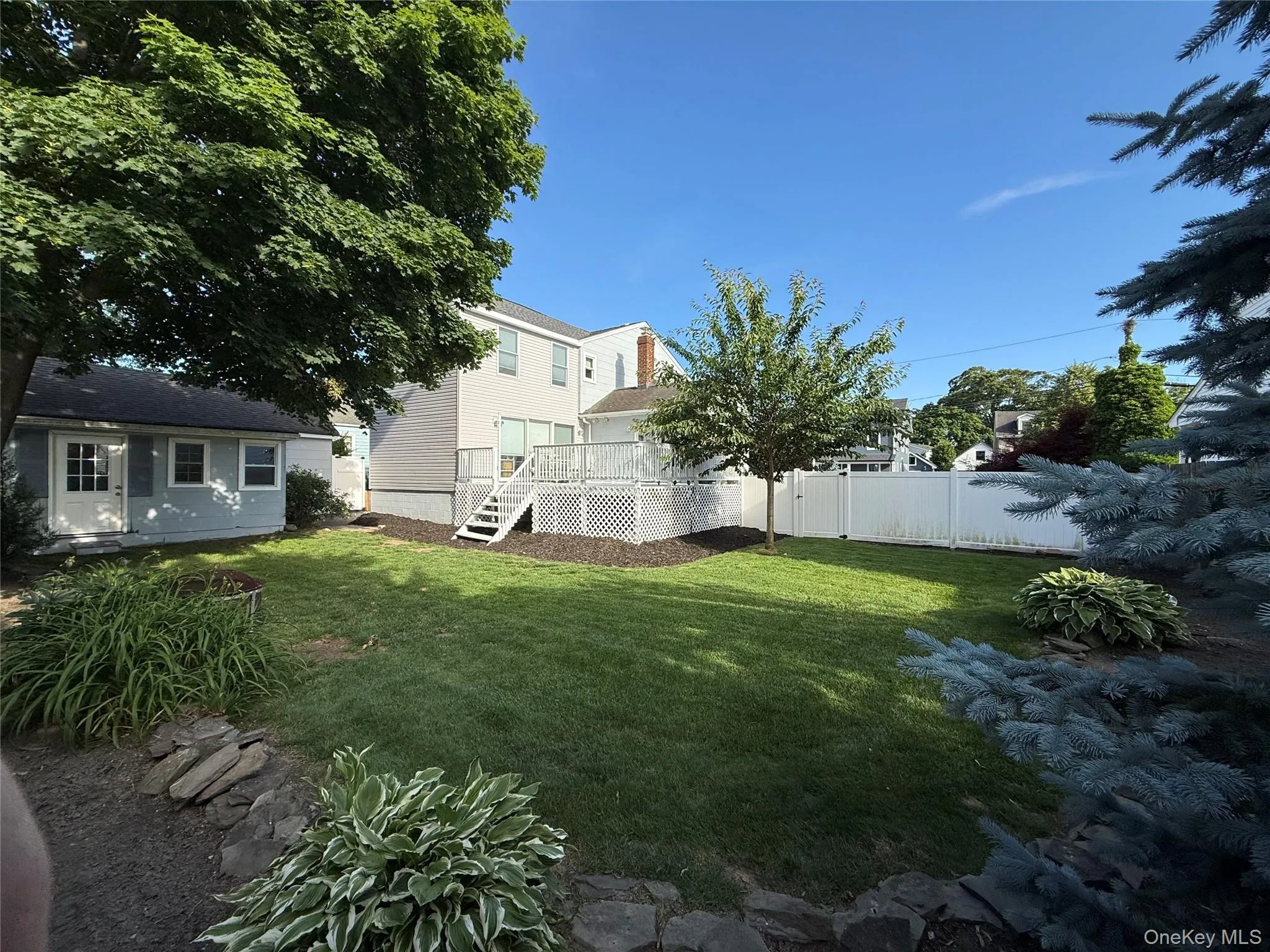 19 Westbridge Drive, Babylon, NY, 4 Bedrooms Bedrooms, 9 Rooms Rooms,2 BathroomsBathrooms,Residential,For Rent,Westbridge,0,1014279 19 Westbridge Drive, Babylon, NY, 4 Bedrooms Bedrooms, 9 Rooms Rooms,2 BathroomsBathrooms,Residential,For Rent,Westbridge,0,1014279