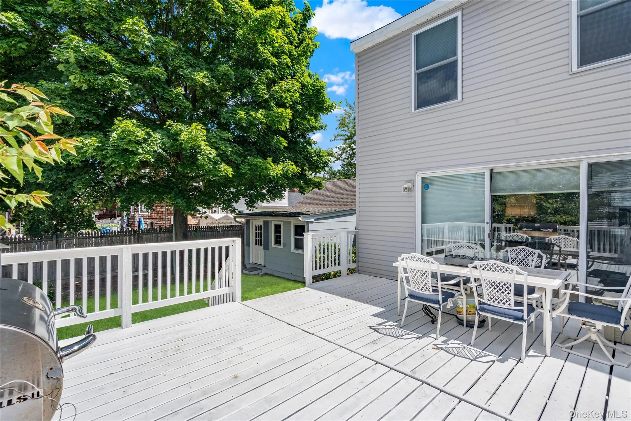 19 Westbridge Drive, Babylon, NY, 4 Bedrooms Bedrooms, 9 Rooms Rooms,2 BathroomsBathrooms,Residential,For Rent,Westbridge,0,1014279 19 Westbridge Drive, Babylon, NY, 4 Bedrooms Bedrooms, 9 Rooms Rooms,2 BathroomsBathrooms,Residential,For Rent,Westbridge,0,1014279