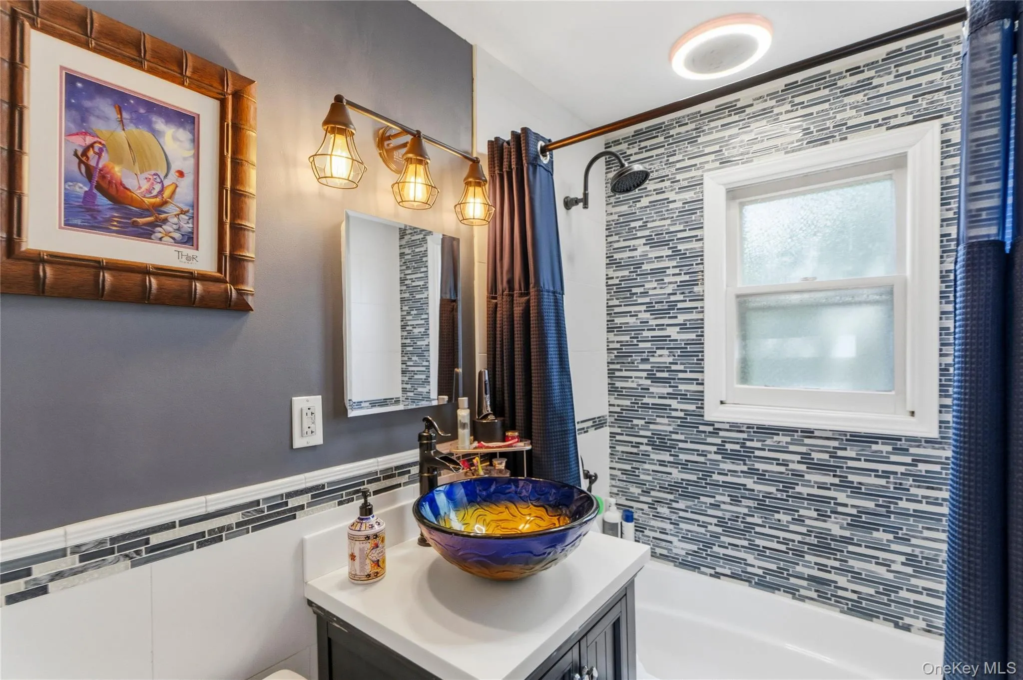 Bathroom with Tub Bathroom with Tub