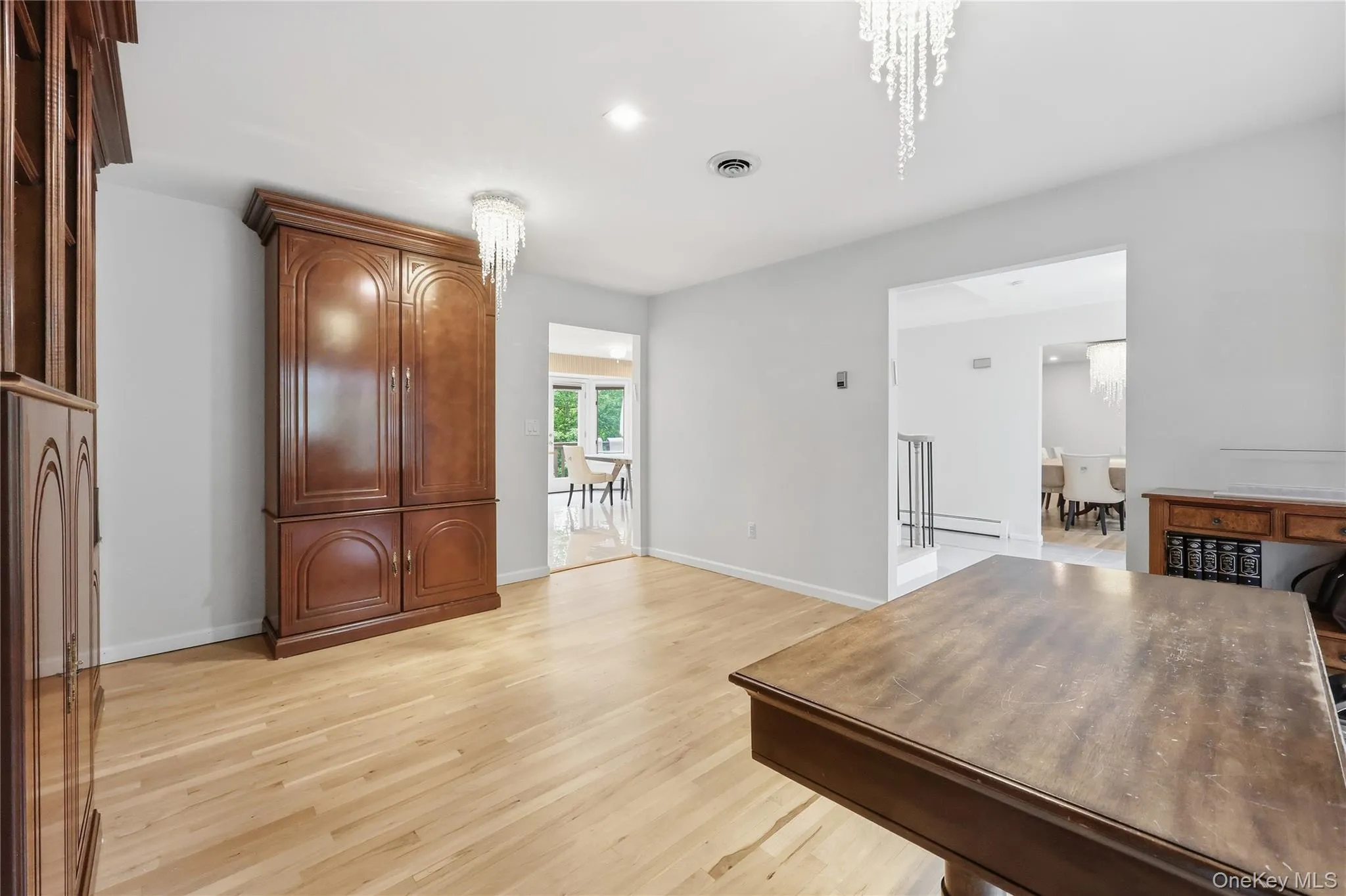 3 Larissa Court, Ramapo, NY, 6 Bedrooms Bedrooms, 14 Rooms Rooms,4 BathroomsBathrooms,Residential,For Rent,Larissa,0,1014280 3 Larissa Court, Ramapo, NY, 6 Bedrooms Bedrooms, 14 Rooms Rooms,4 BathroomsBathrooms,Residential,For Rent,Larissa,0,1014280