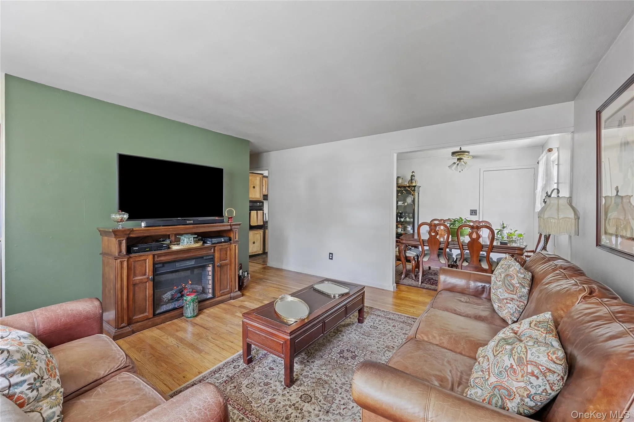 97 Maple Road, Brookhaven, NY, 3 Bedrooms Bedrooms, 6 Rooms Rooms,1 BathroomBathrooms,Residential,For Rent,Maple,0,1014283 97 Maple Road, Brookhaven, NY, 3 Bedrooms Bedrooms, 6 Rooms Rooms,1 BathroomBathrooms,Residential,For Rent,Maple,0,1014283