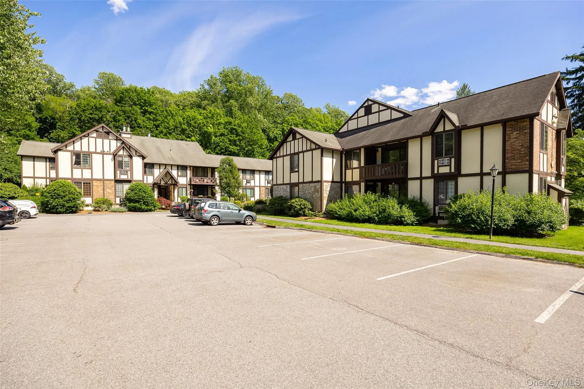 8 Foxwood Drive, Mount Pleasant, NY, 1 Bedroom Bedrooms, 4 Rooms Rooms,1 BathroomBathrooms,Residential,For Rent,Foxwood,0,1014284 8 Foxwood Drive, Mount Pleasant, NY, 1 Bedroom Bedrooms, 4 Rooms Rooms,1 BathroomBathrooms,Residential,For Rent,Foxwood,0,1014284