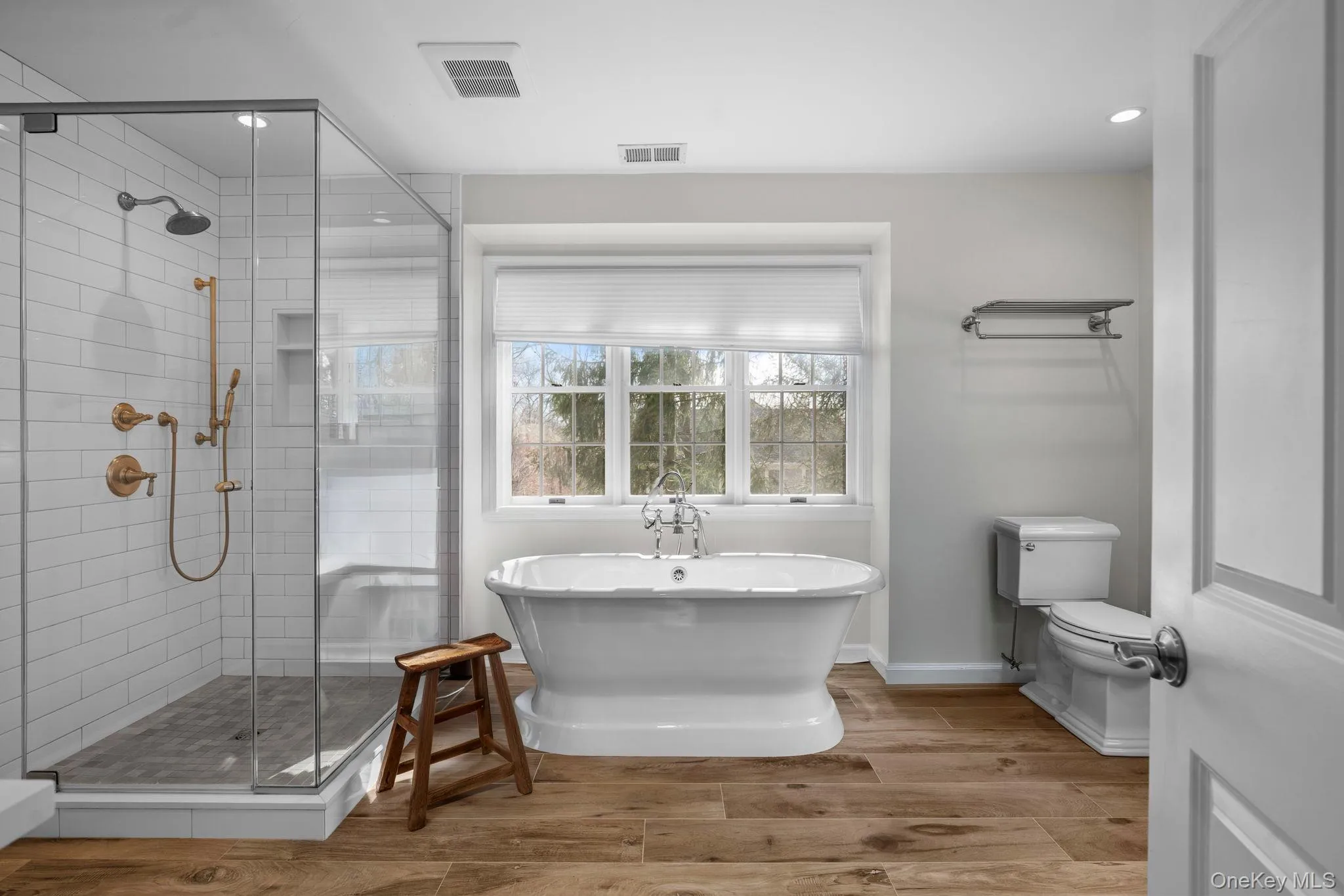 Primary en suite bathroom Primary en suite bathroom