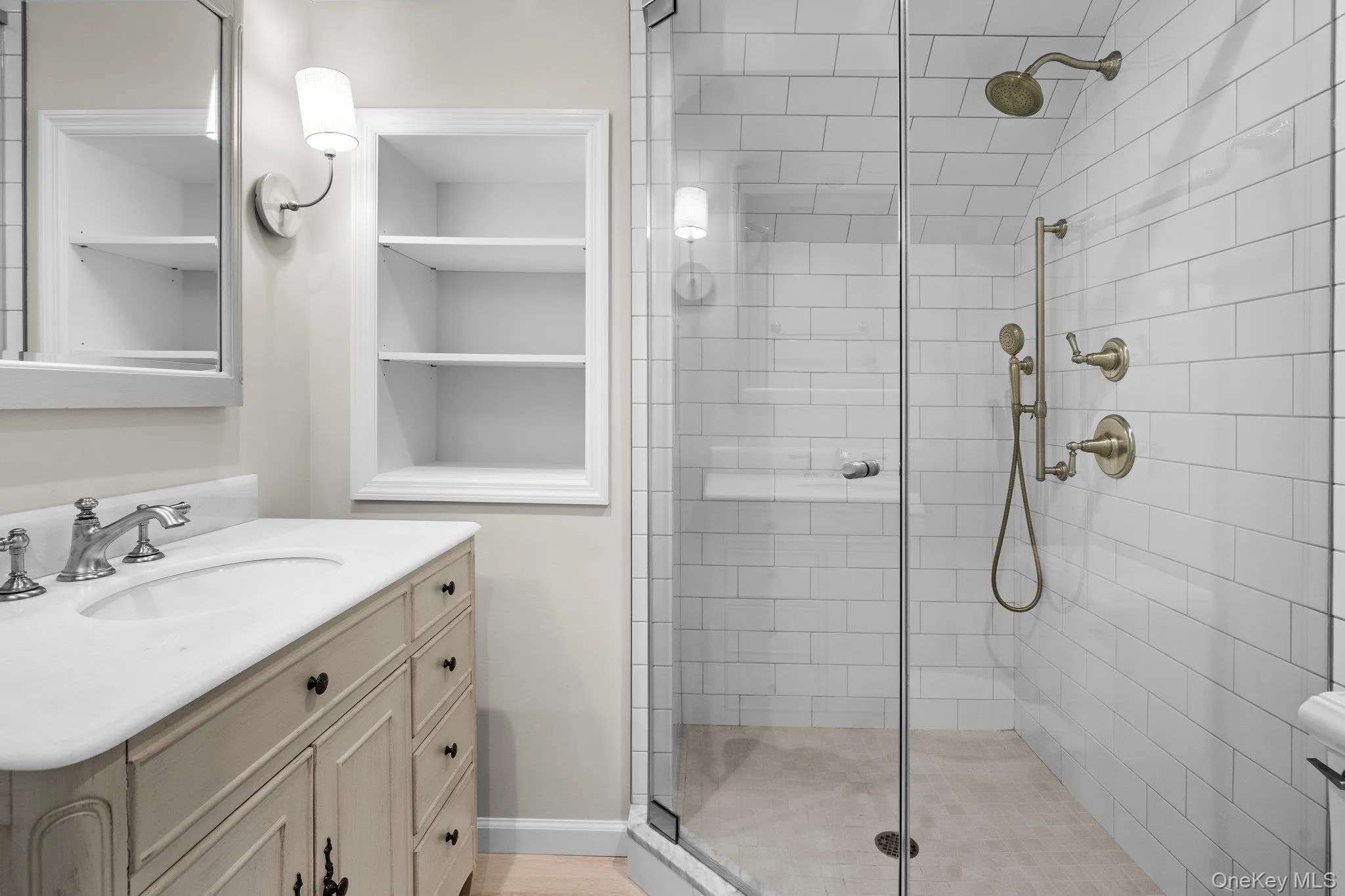 En suite bathroom En suite bathroom