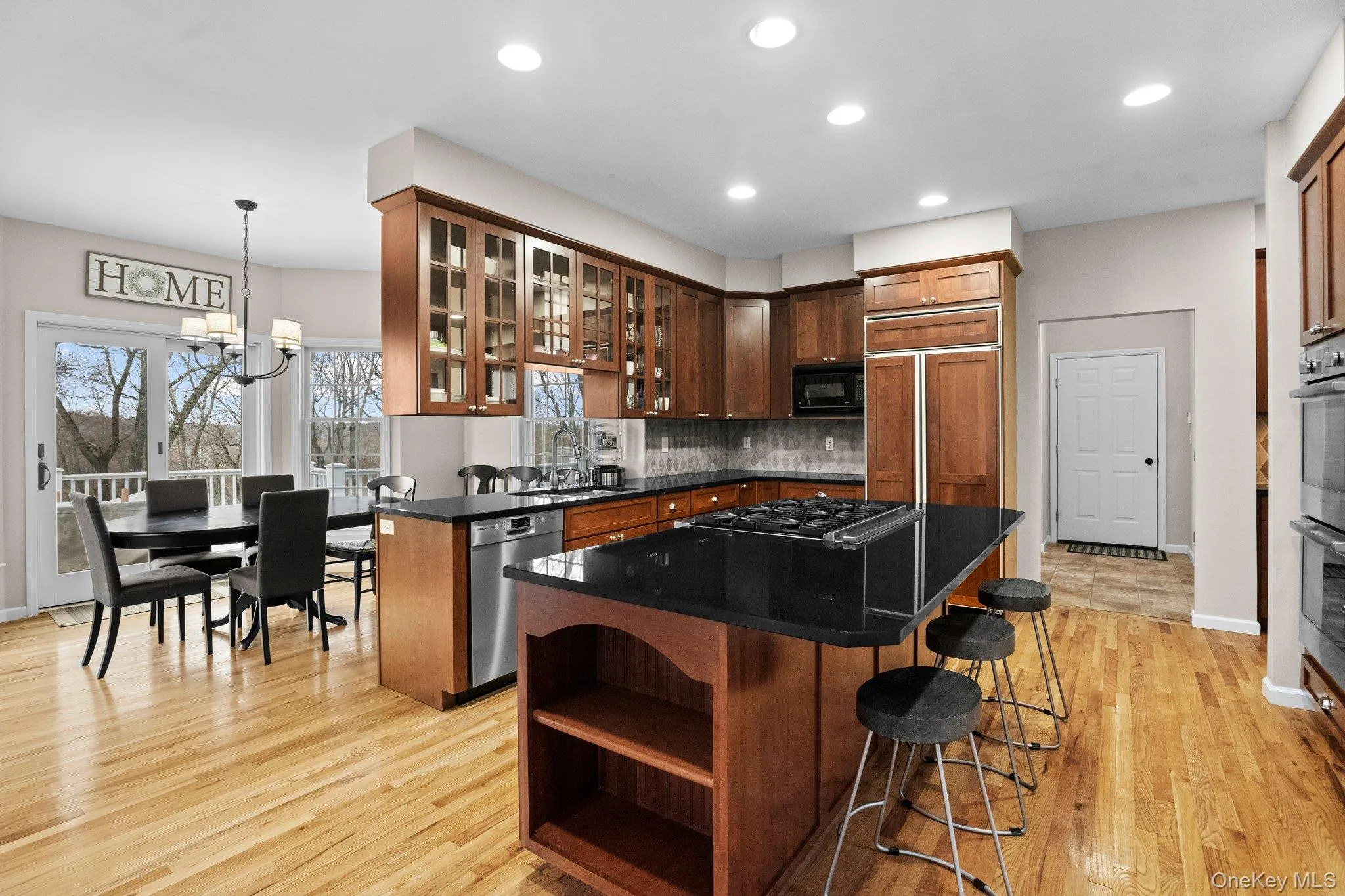 Eat in kitchen Eat in kitchen