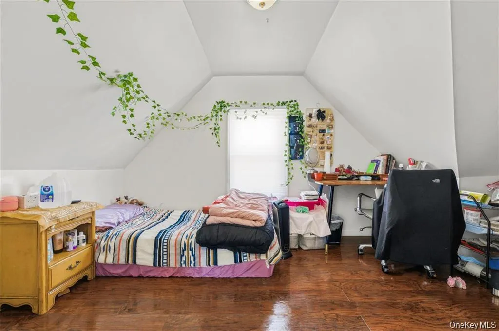 80-68 87th Avenue, New York, NY, 5 Bedrooms Bedrooms, 7 Rooms Rooms,2 BathroomsBathrooms,Residential,For Rent,87th,0,1014287 80-68 87th Avenue, New York, NY, 5 Bedrooms Bedrooms, 7 Rooms Rooms,2 BathroomsBathrooms,Residential,For Rent,87th,0,1014287