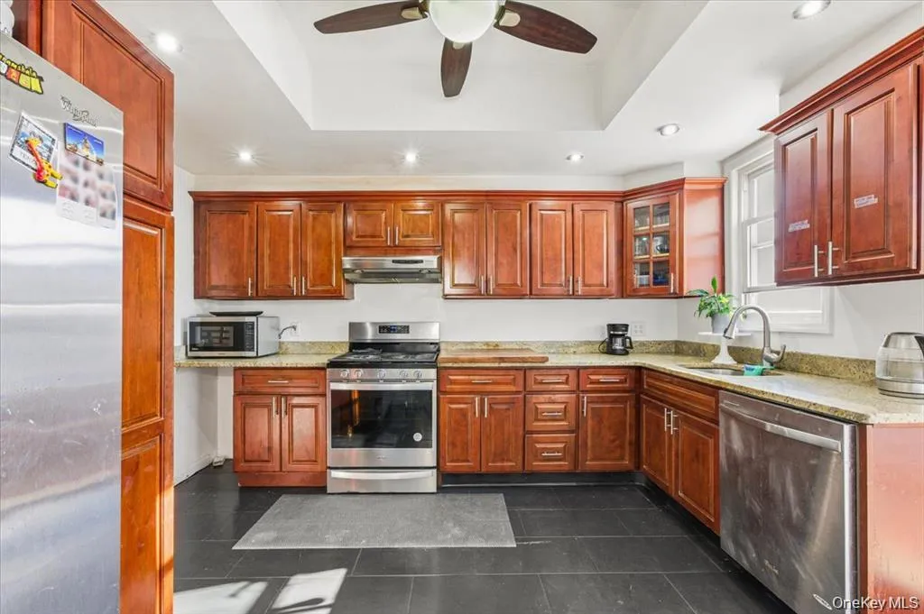 80-68 87th Avenue, New York, NY, 5 Bedrooms Bedrooms, 7 Rooms Rooms,2 BathroomsBathrooms,Residential,For Rent,87th,0,1014287 80-68 87th Avenue, New York, NY, 5 Bedrooms Bedrooms, 7 Rooms Rooms,2 BathroomsBathrooms,Residential,For Rent,87th,0,1014287