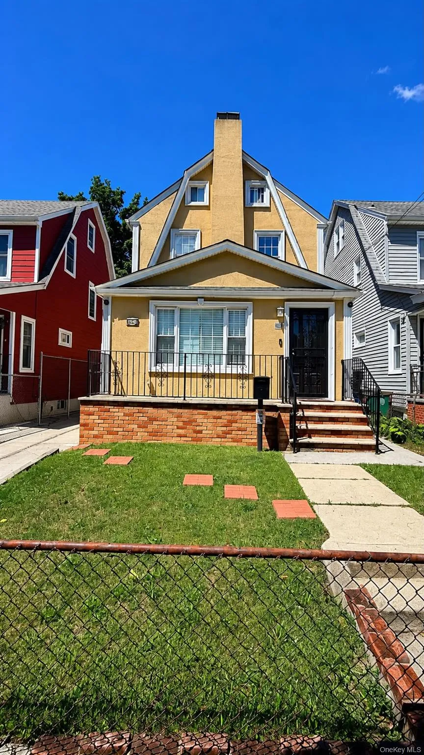 11306 201st Street, New York, NY, 4 Bedrooms Bedrooms, 9 Rooms Rooms,2 BathroomsBathrooms,Residential,For Rent,201st,0,KEY1014292 11306 201st Street, New York, NY, 4 Bedrooms Bedrooms, 9 Rooms Rooms,2 BathroomsBathrooms,Residential,For Rent,201st,0,KEY1014292