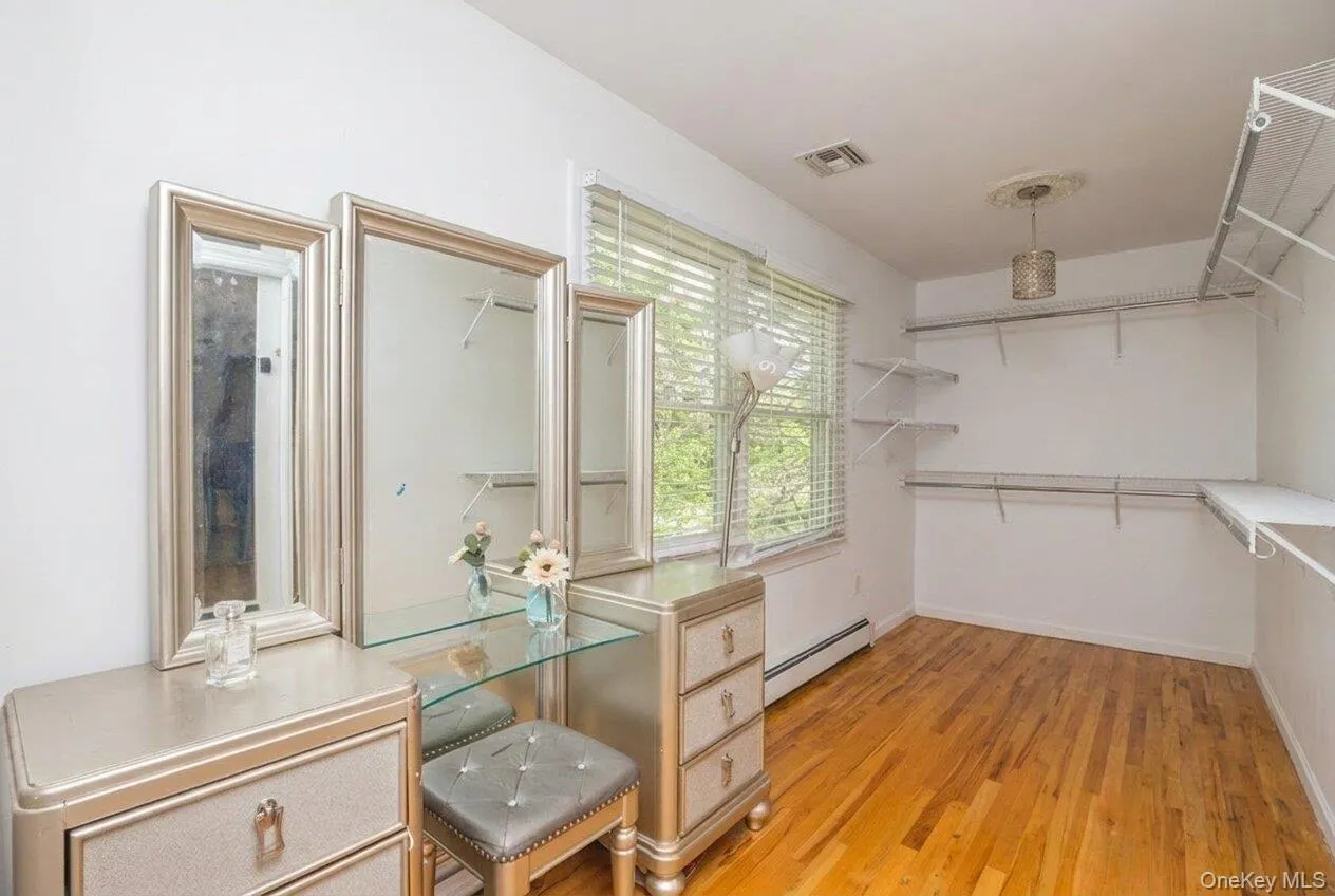 large walk in closet large walk in closet