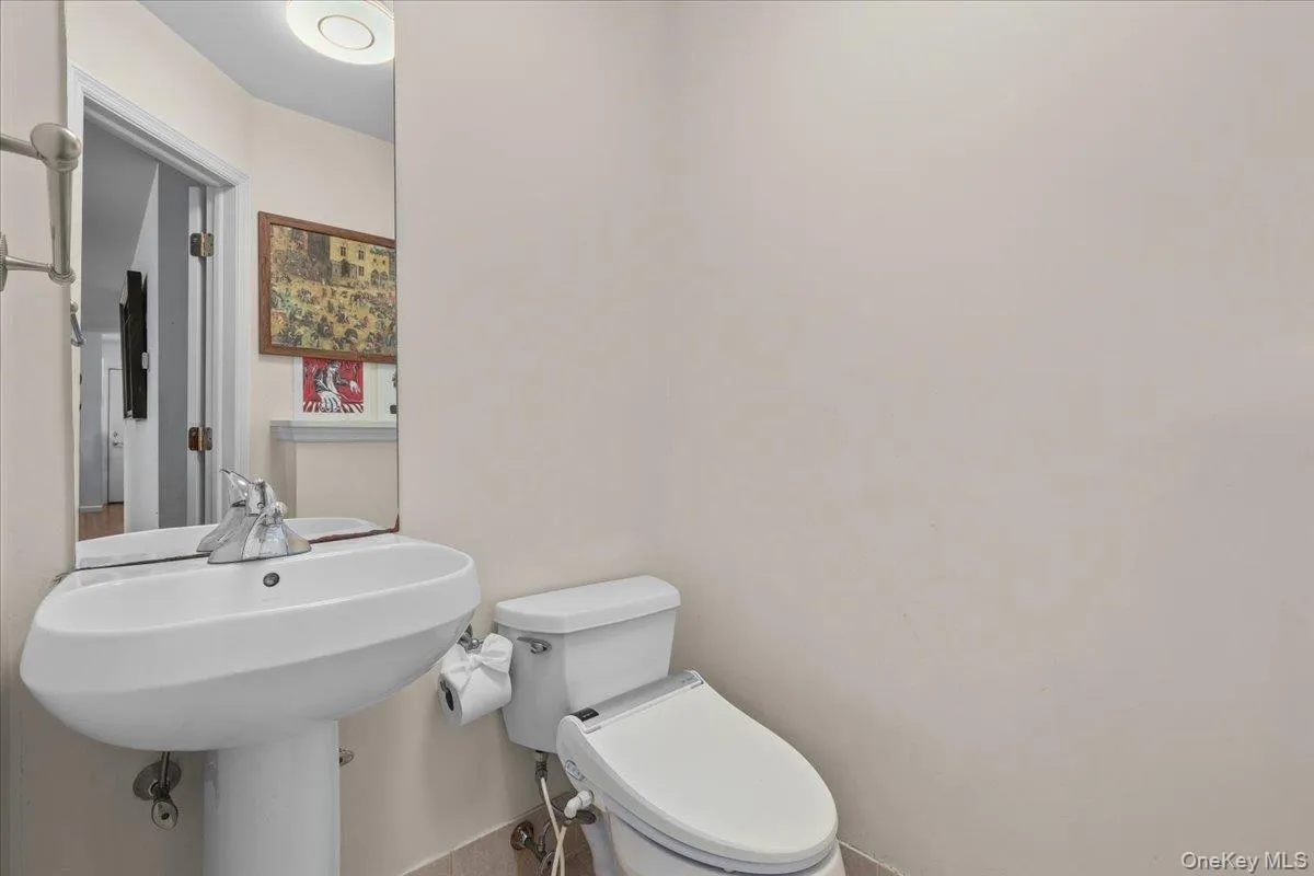 120 Woodruff Avenue, Eastchester, NY, 3 Bedrooms Bedrooms, 8 Rooms Rooms,2 BathroomsBathrooms,Residential,For Rent,Woodruff,0,1014298 120 Woodruff Avenue, Eastchester, NY, 3 Bedrooms Bedrooms, 8 Rooms Rooms,2 BathroomsBathrooms,Residential,For Rent,Woodruff,0,1014298