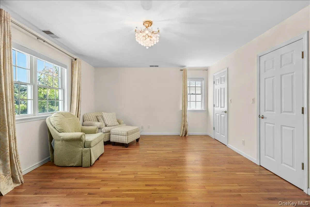120 Woodruff Avenue, Eastchester, NY, 3 Bedrooms Bedrooms, 8 Rooms Rooms,2 BathroomsBathrooms,Residential,For Rent,Woodruff,0,1014298 120 Woodruff Avenue, Eastchester, NY, 3 Bedrooms Bedrooms, 8 Rooms Rooms,2 BathroomsBathrooms,Residential,For Rent,Woodruff,0,1014298