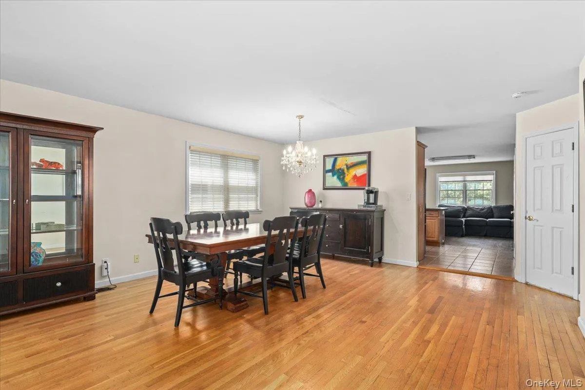 120 Woodruff Avenue, Eastchester, NY, 3 Bedrooms Bedrooms, 8 Rooms Rooms,2 BathroomsBathrooms,Residential,For Rent,Woodruff,0,1014298 120 Woodruff Avenue, Eastchester, NY, 3 Bedrooms Bedrooms, 8 Rooms Rooms,2 BathroomsBathrooms,Residential,For Rent,Woodruff,0,1014298