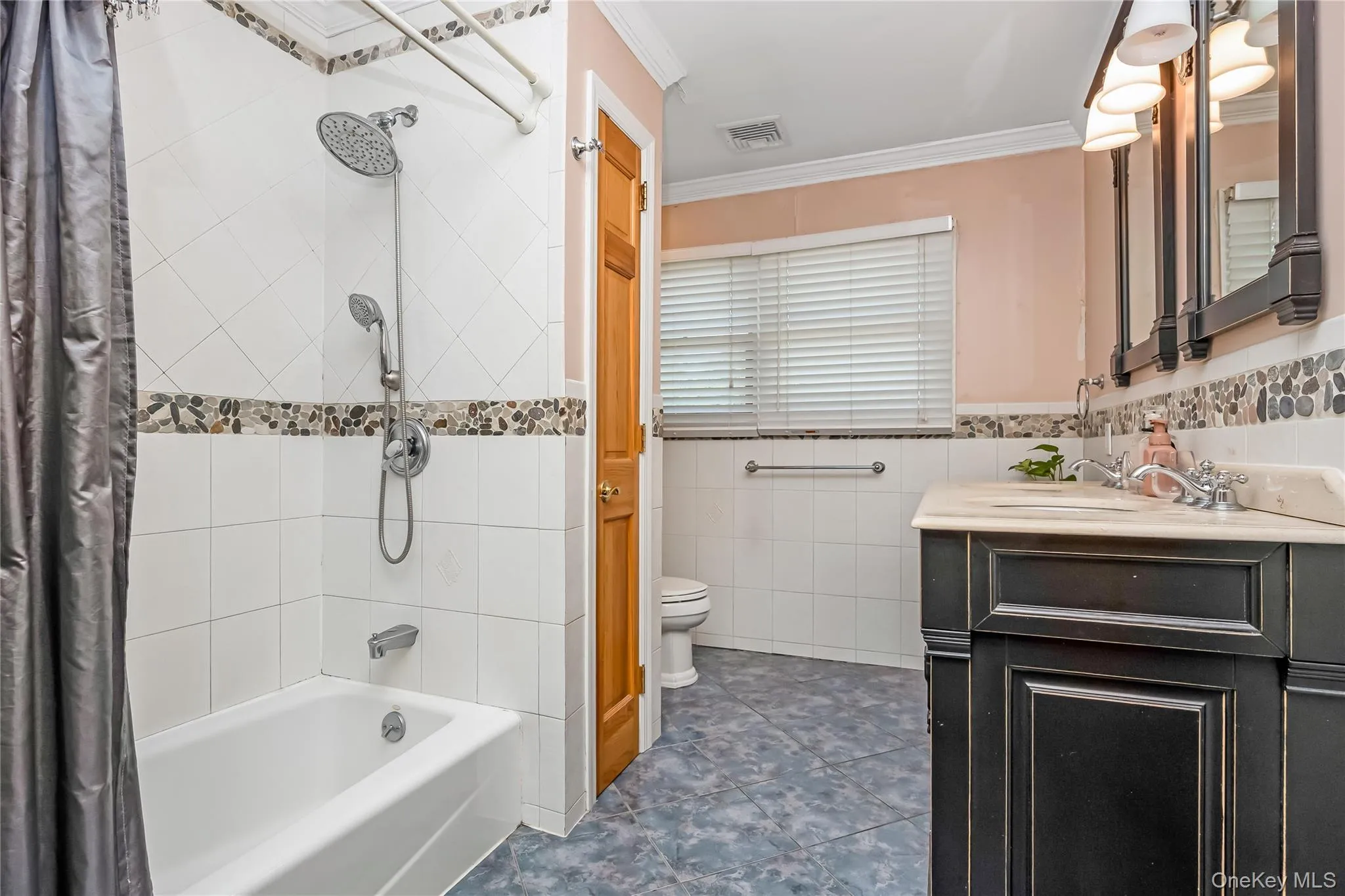 142 Cedar Street, Babylon, NY, 4 Bedrooms Bedrooms, 8 Rooms Rooms,2 BathroomsBathrooms,Residential,For Rent,Cedar,0,1014300 142 Cedar Street, Babylon, NY, 4 Bedrooms Bedrooms, 8 Rooms Rooms,2 BathroomsBathrooms,Residential,For Rent,Cedar,0,1014300