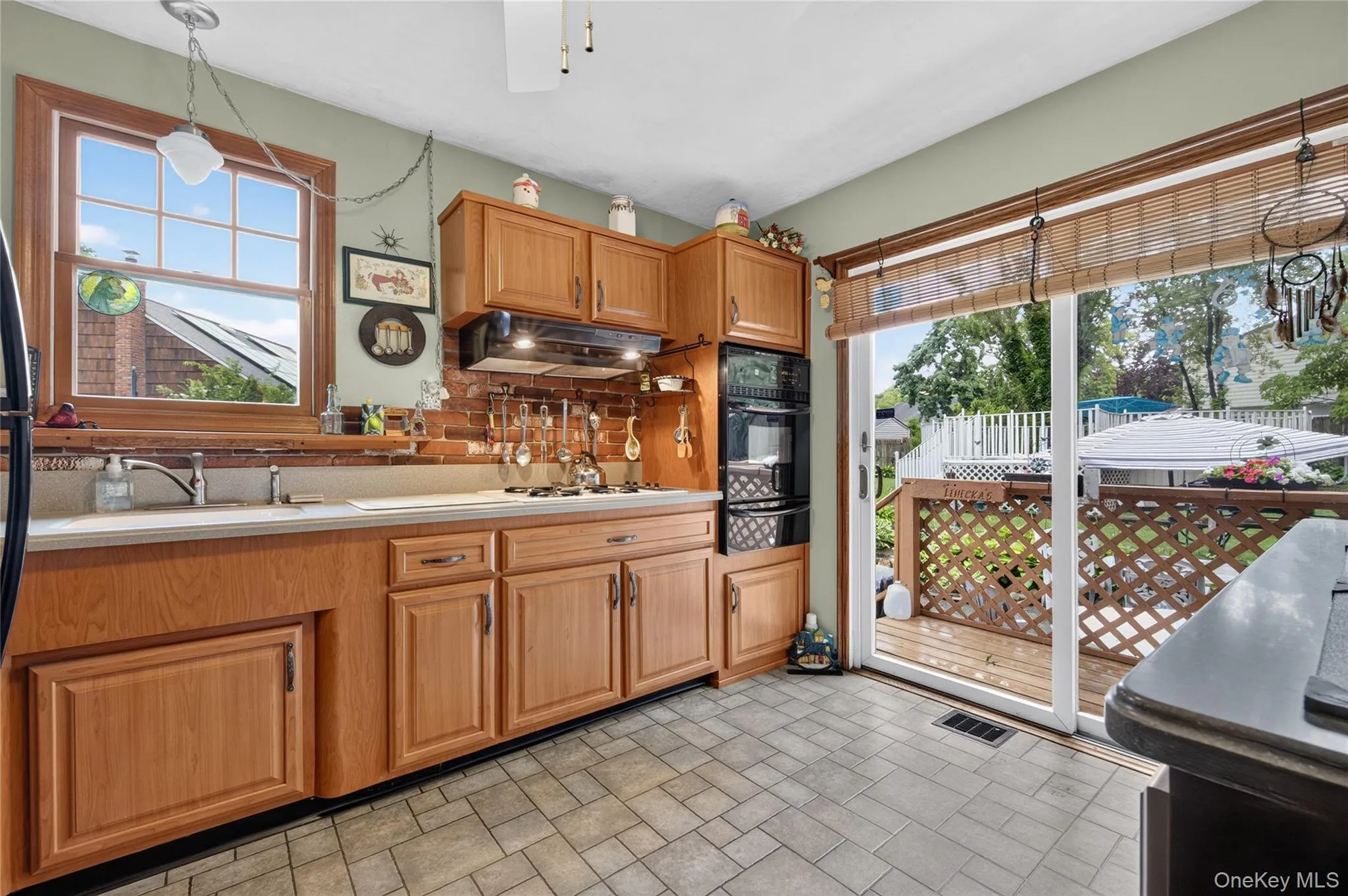 190 Oakwood Road, Huntington, NY, 4 Bedrooms Bedrooms, 8 Rooms Rooms,2 BathroomsBathrooms,Residential,For Rent,Oakwood,0,KEY1014303 190 Oakwood Road, Huntington, NY, 4 Bedrooms Bedrooms, 8 Rooms Rooms,2 BathroomsBathrooms,Residential,For Rent,Oakwood,0,KEY1014303