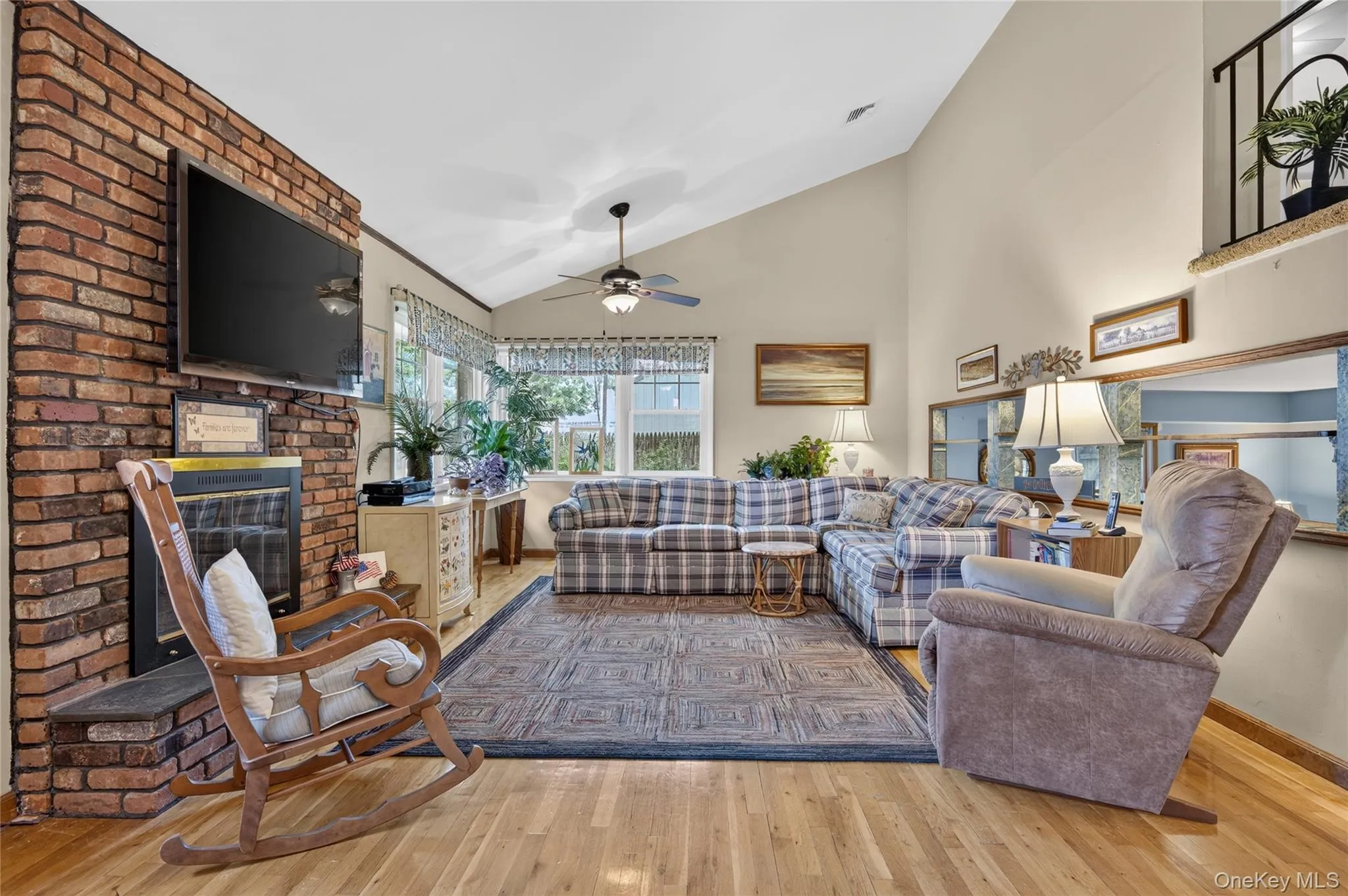 190 Oakwood Road, Huntington, NY, 4 Bedrooms Bedrooms, 8 Rooms Rooms,2 BathroomsBathrooms,Residential,For Rent,Oakwood,0,KEY1014303 190 Oakwood Road, Huntington, NY, 4 Bedrooms Bedrooms, 8 Rooms Rooms,2 BathroomsBathrooms,Residential,For Rent,Oakwood,0,KEY1014303