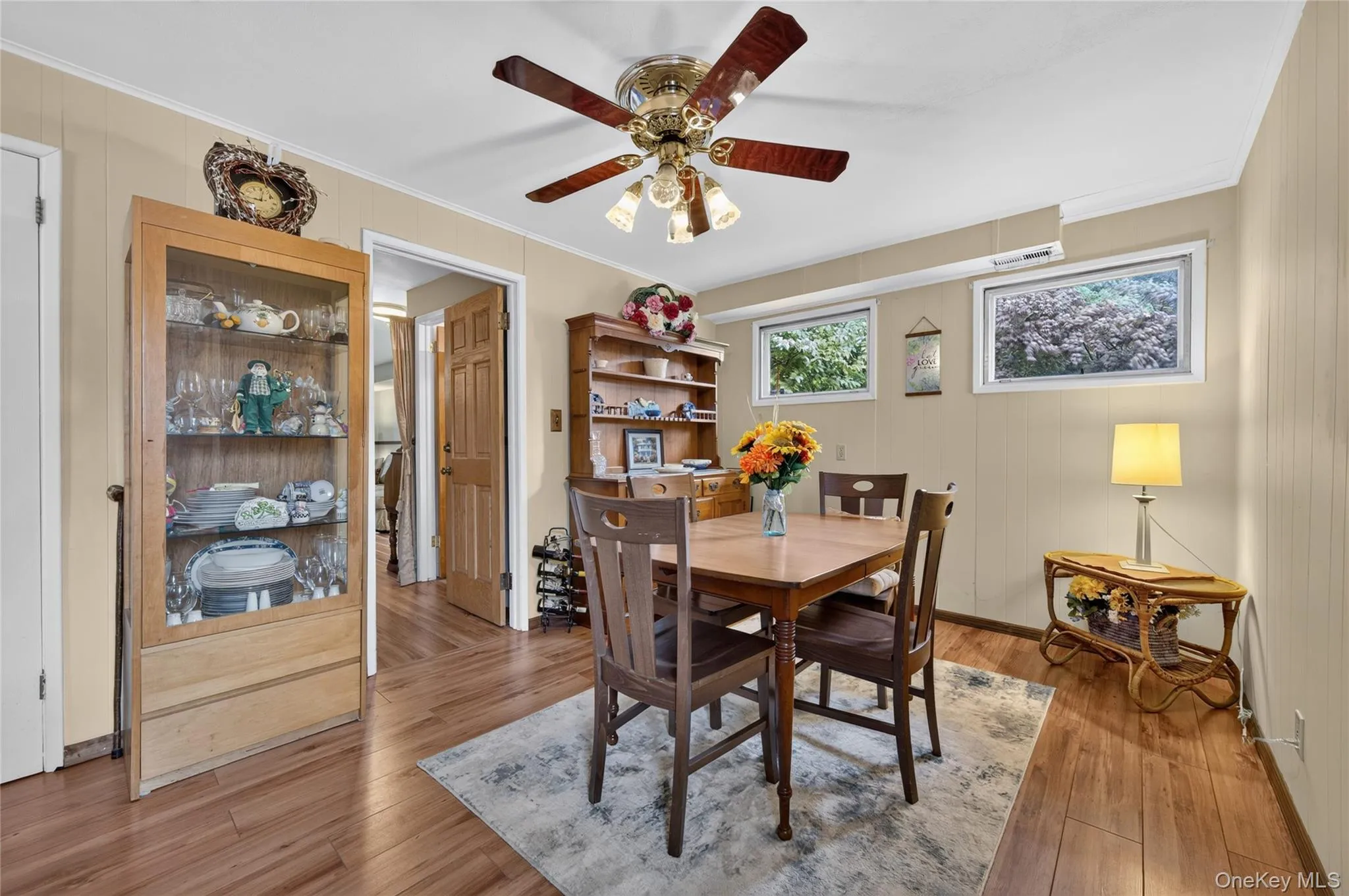 190 Oakwood Road, Huntington, NY, 4 Bedrooms Bedrooms, 8 Rooms Rooms,2 BathroomsBathrooms,Residential,For Rent,Oakwood,0,KEY1014303 190 Oakwood Road, Huntington, NY, 4 Bedrooms Bedrooms, 8 Rooms Rooms,2 BathroomsBathrooms,Residential,For Rent,Oakwood,0,KEY1014303