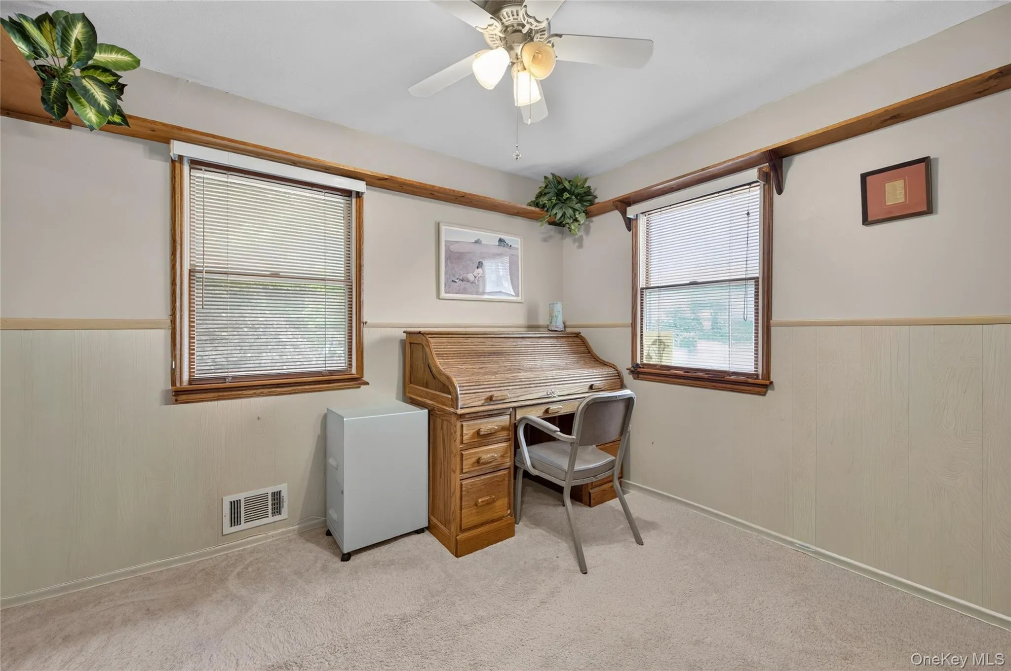 190 Oakwood Road, Huntington, NY, 4 Bedrooms Bedrooms, 8 Rooms Rooms,2 BathroomsBathrooms,Residential,For Rent,Oakwood,0,KEY1014303 190 Oakwood Road, Huntington, NY, 4 Bedrooms Bedrooms, 8 Rooms Rooms,2 BathroomsBathrooms,Residential,For Rent,Oakwood,0,KEY1014303