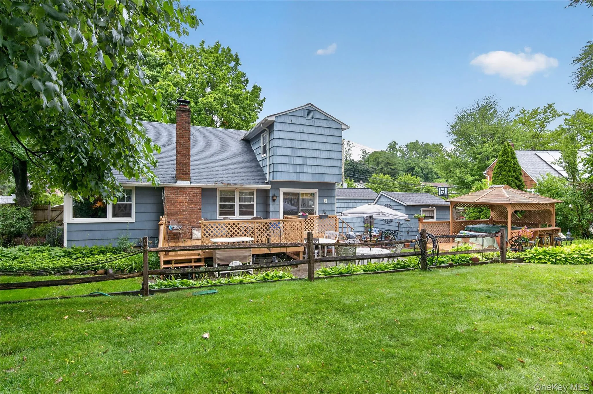 190 Oakwood Road, Huntington, NY, 4 Bedrooms Bedrooms, 8 Rooms Rooms,2 BathroomsBathrooms,Residential,For Rent,Oakwood,0,KEY1014303 190 Oakwood Road, Huntington, NY, 4 Bedrooms Bedrooms, 8 Rooms Rooms,2 BathroomsBathrooms,Residential,For Rent,Oakwood,0,KEY1014303