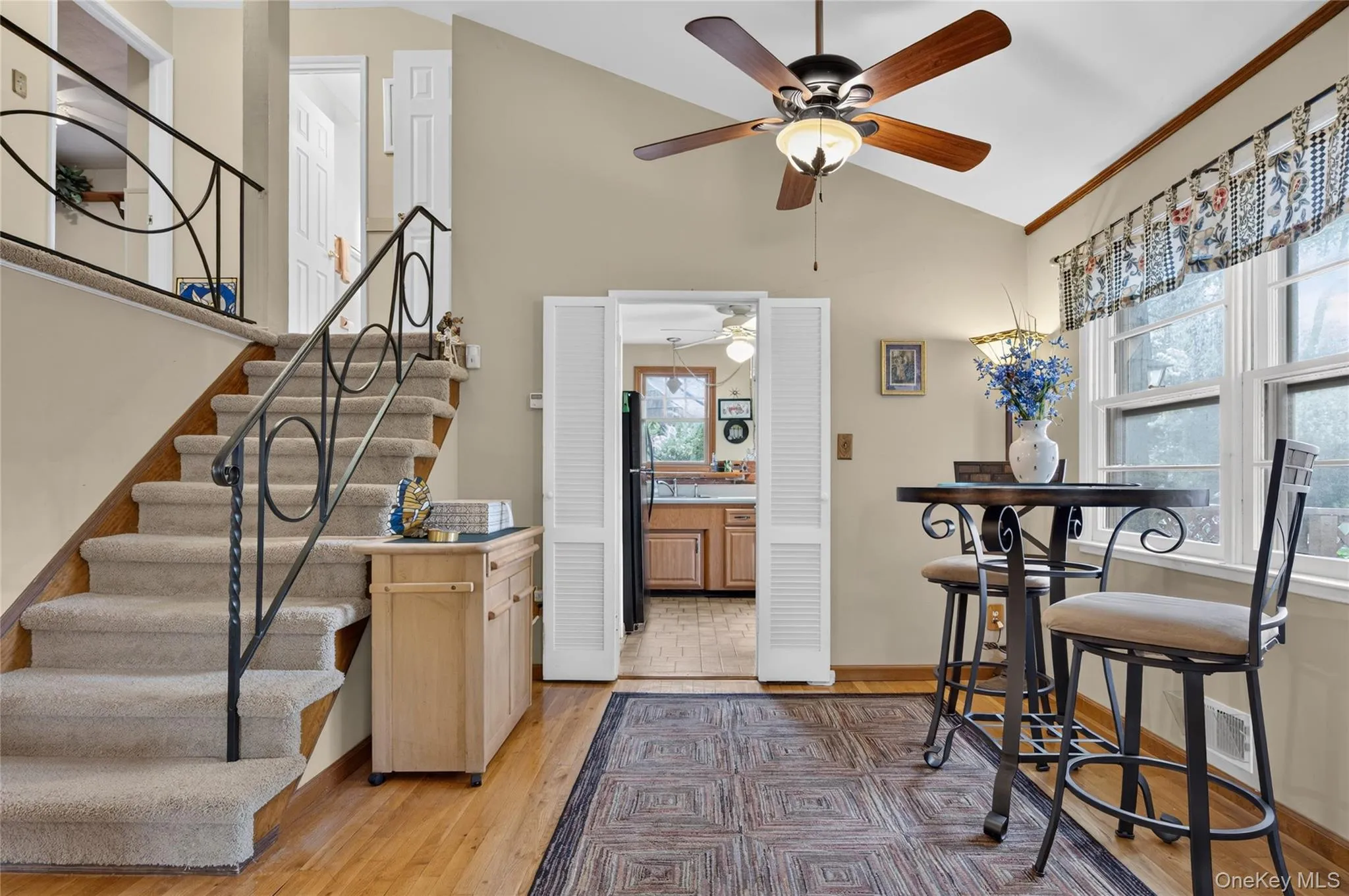 190 Oakwood Road, Huntington, NY, 4 Bedrooms Bedrooms, 8 Rooms Rooms,2 BathroomsBathrooms,Residential,For Rent,Oakwood,0,KEY1014303 190 Oakwood Road, Huntington, NY, 4 Bedrooms Bedrooms, 8 Rooms Rooms,2 BathroomsBathrooms,Residential,For Rent,Oakwood,0,KEY1014303