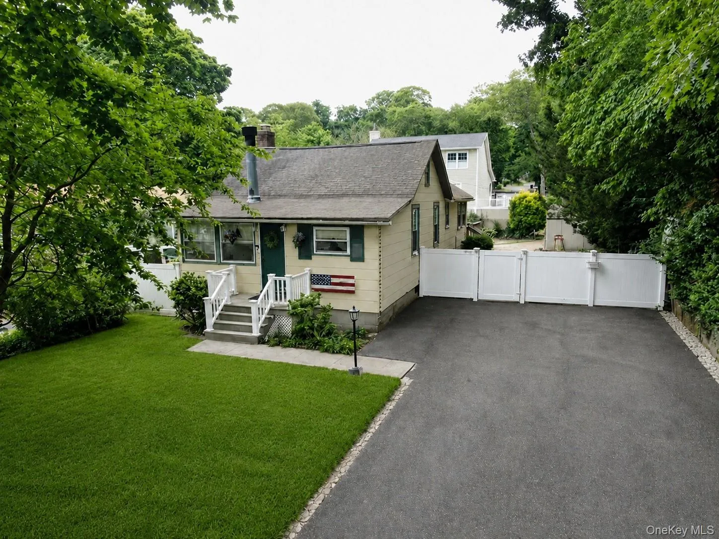 15 Kew Drive, Brookhaven, NY, 2 Bedrooms Bedrooms, 5 Rooms Rooms,2 BathroomsBathrooms,Residential,For Rent,Kew,0,1014304 15 Kew Drive, Brookhaven, NY, 2 Bedrooms Bedrooms, 5 Rooms Rooms,2 BathroomsBathrooms,Residential,For Rent,Kew,0,1014304