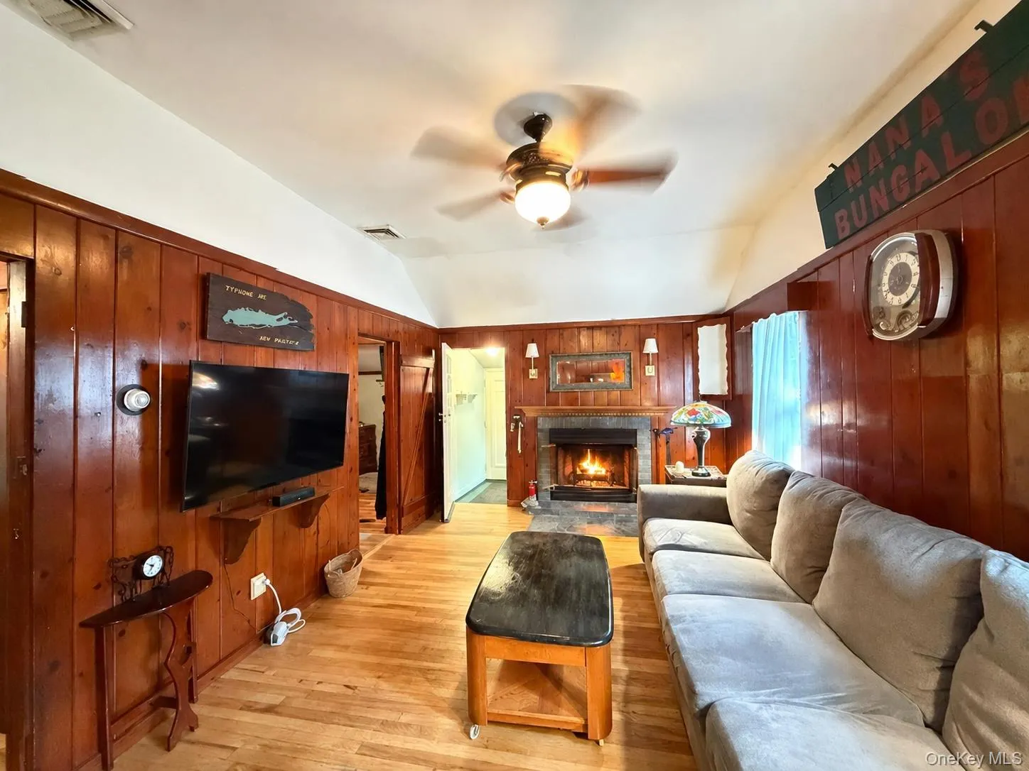 15 Kew Drive, Brookhaven, NY, 2 Bedrooms Bedrooms, 5 Rooms Rooms,2 BathroomsBathrooms,Residential,For Rent,Kew,0,KEY1014304 15 Kew Drive, Brookhaven, NY, 2 Bedrooms Bedrooms, 5 Rooms Rooms,2 BathroomsBathrooms,Residential,For Rent,Kew,0,KEY1014304