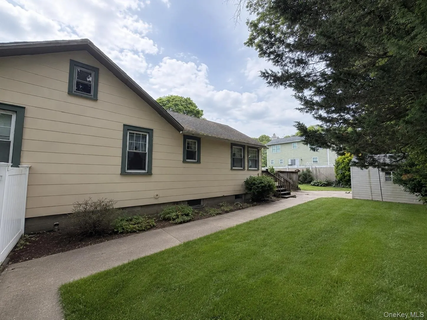 15 Kew Drive, Brookhaven, NY, 2 Bedrooms Bedrooms, 5 Rooms Rooms,2 BathroomsBathrooms,Residential,For Rent,Kew,0,KEY1014304 15 Kew Drive, Brookhaven, NY, 2 Bedrooms Bedrooms, 5 Rooms Rooms,2 BathroomsBathrooms,Residential,For Rent,Kew,0,KEY1014304