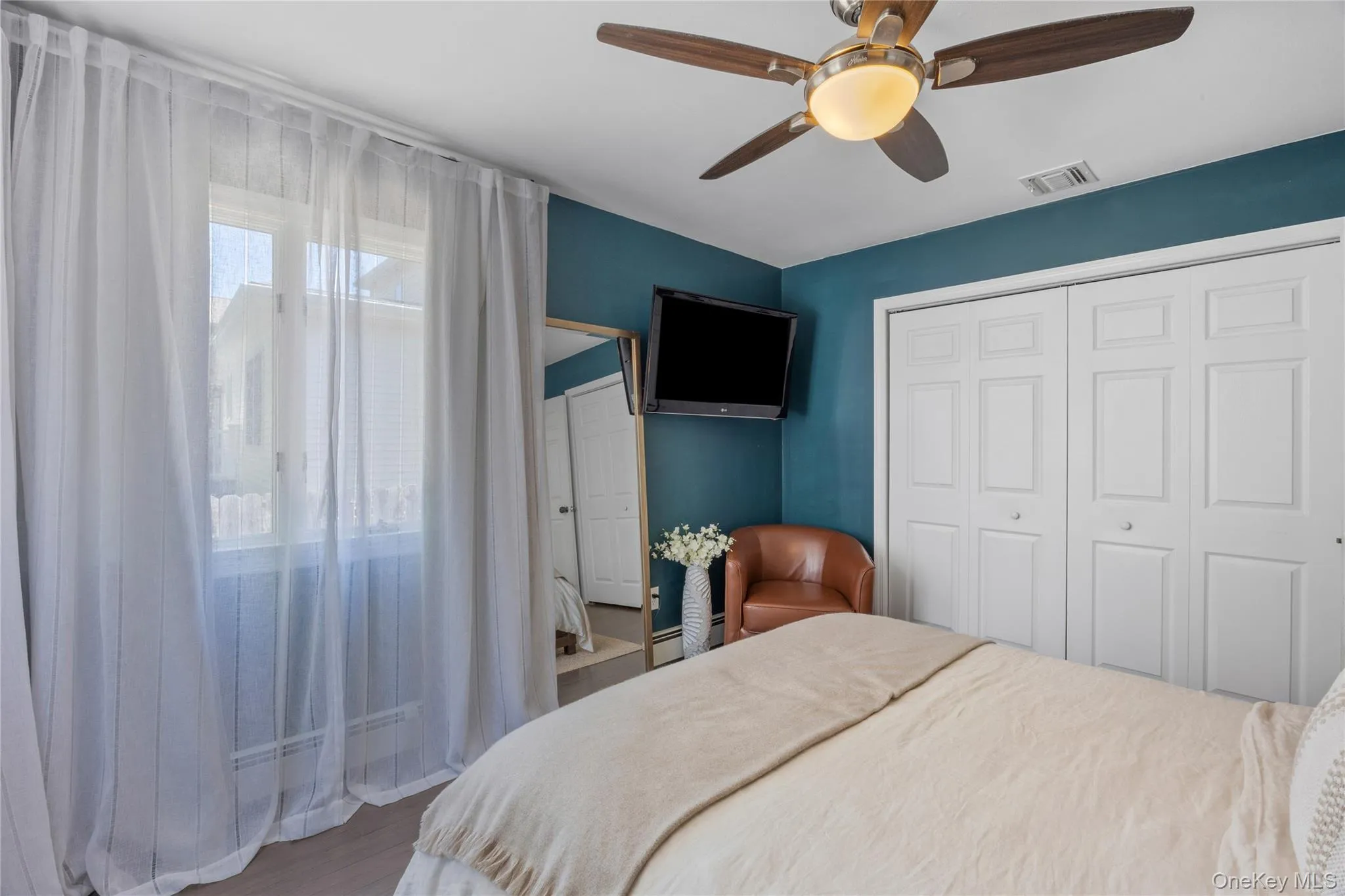 18 Hampton Avenue, Brookhaven, NY, 3 Bedrooms Bedrooms, 6 Rooms Rooms,1 BathroomBathrooms,Residential,For Rent,Hampton,0,1014306 18 Hampton Avenue, Brookhaven, NY, 3 Bedrooms Bedrooms, 6 Rooms Rooms,1 BathroomBathrooms,Residential,For Rent,Hampton,0,1014306