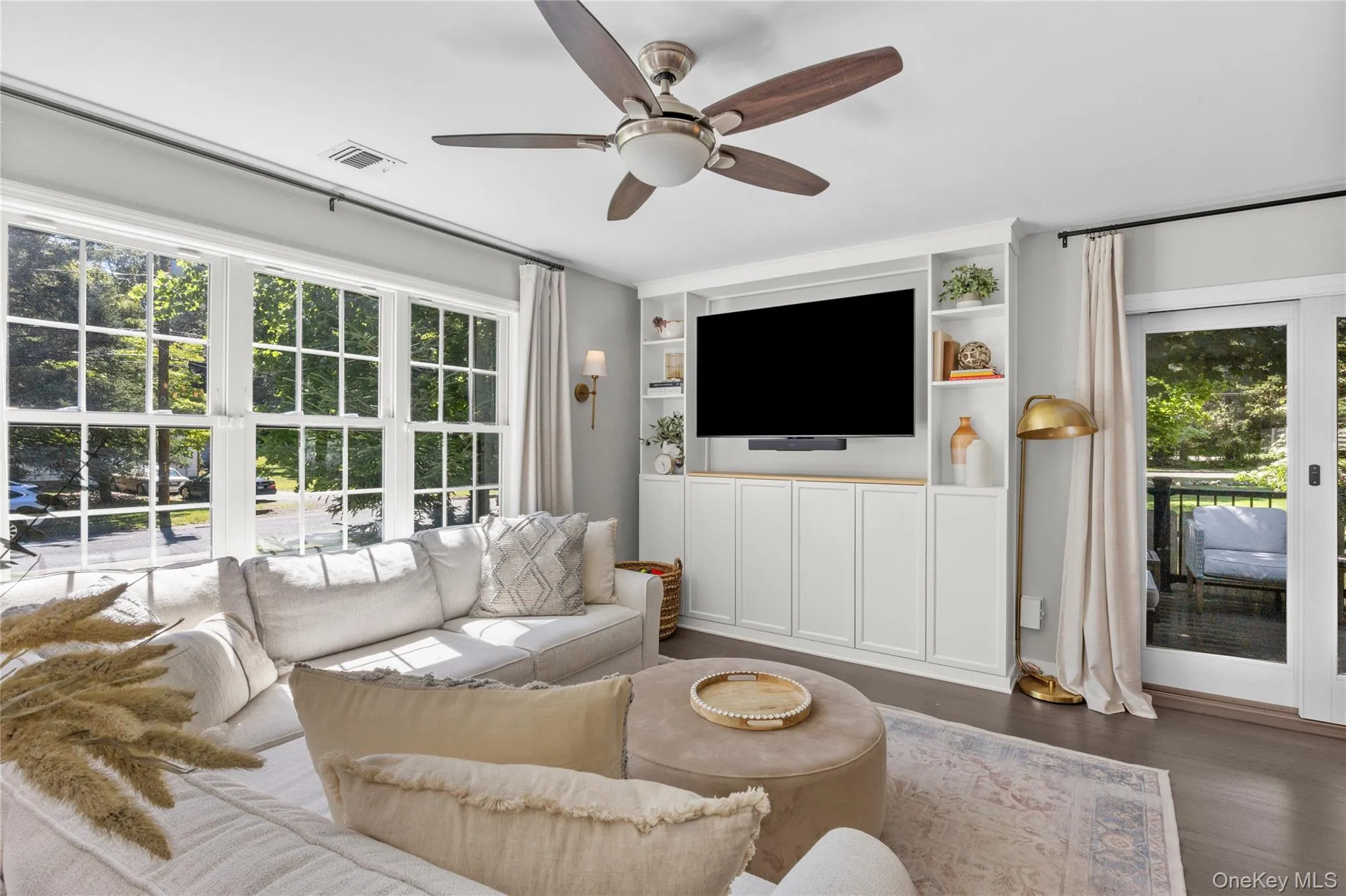 18 Hampton Avenue, Brookhaven, NY, 3 Bedrooms Bedrooms, 6 Rooms Rooms,1 BathroomBathrooms,Residential,For Rent,Hampton,0,1014306 18 Hampton Avenue, Brookhaven, NY, 3 Bedrooms Bedrooms, 6 Rooms Rooms,1 BathroomBathrooms,Residential,For Rent,Hampton,0,1014306
