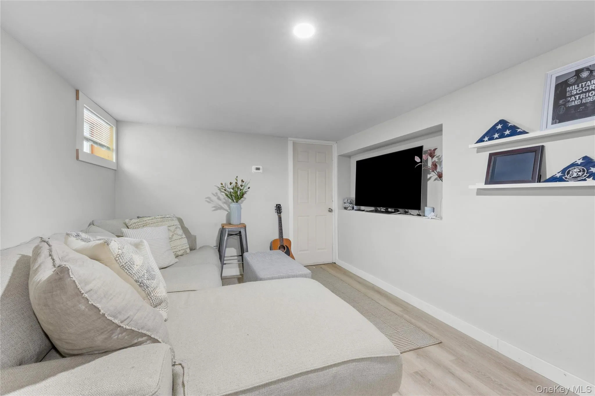 18 Hampton Avenue, Brookhaven, NY, 3 Bedrooms Bedrooms, 6 Rooms Rooms,1 BathroomBathrooms,Residential,For Rent,Hampton,0,1014306 18 Hampton Avenue, Brookhaven, NY, 3 Bedrooms Bedrooms, 6 Rooms Rooms,1 BathroomBathrooms,Residential,For Rent,Hampton,0,1014306