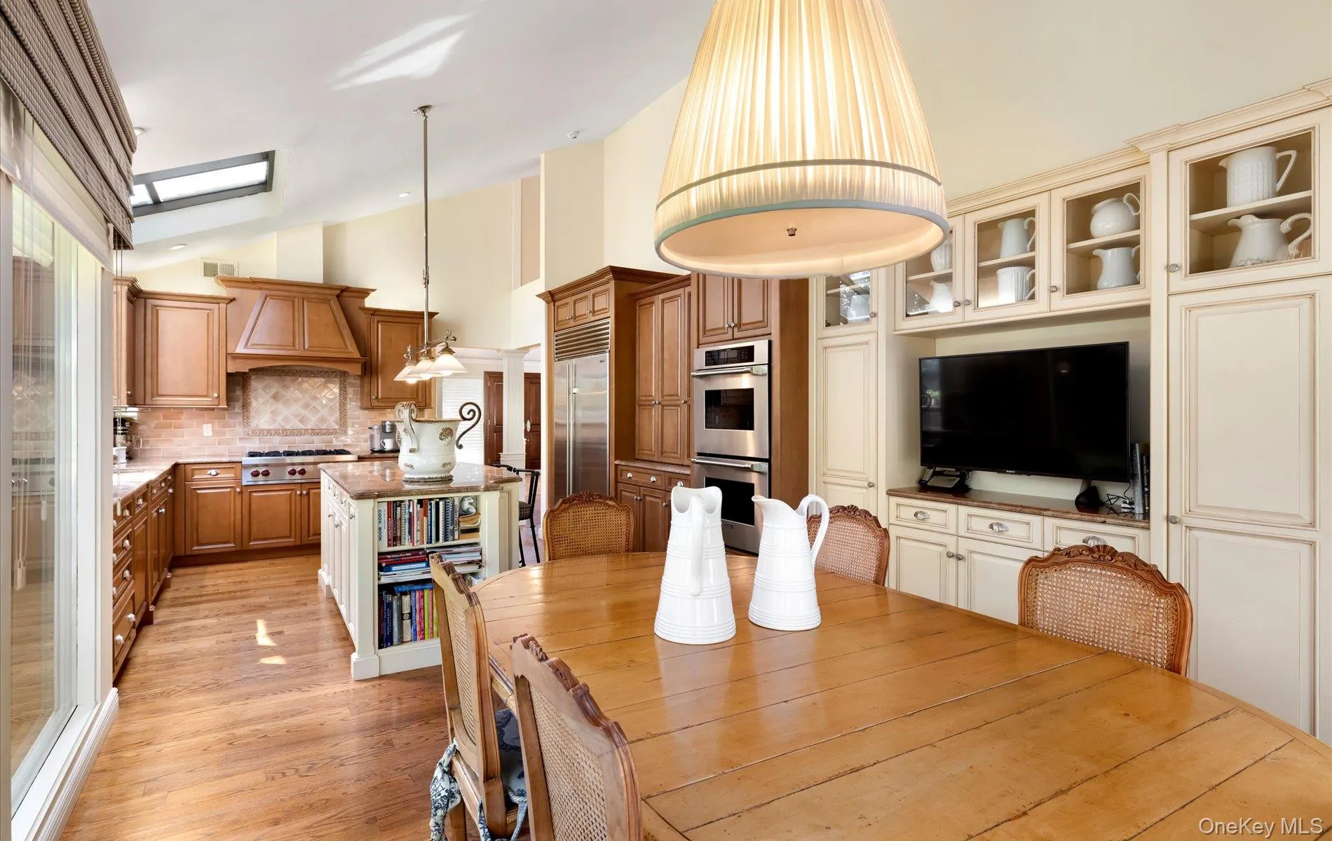 8 Kodiak Drive, Oyster Bay, NY, 5 Bedrooms Bedrooms, 10 Rooms Rooms,4 BathroomsBathrooms,Residential,For Rent,Kodiak,0,KEY1014308 8 Kodiak Drive, Oyster Bay, NY, 5 Bedrooms Bedrooms, 10 Rooms Rooms,4 BathroomsBathrooms,Residential,For Rent,Kodiak,0,KEY1014308
