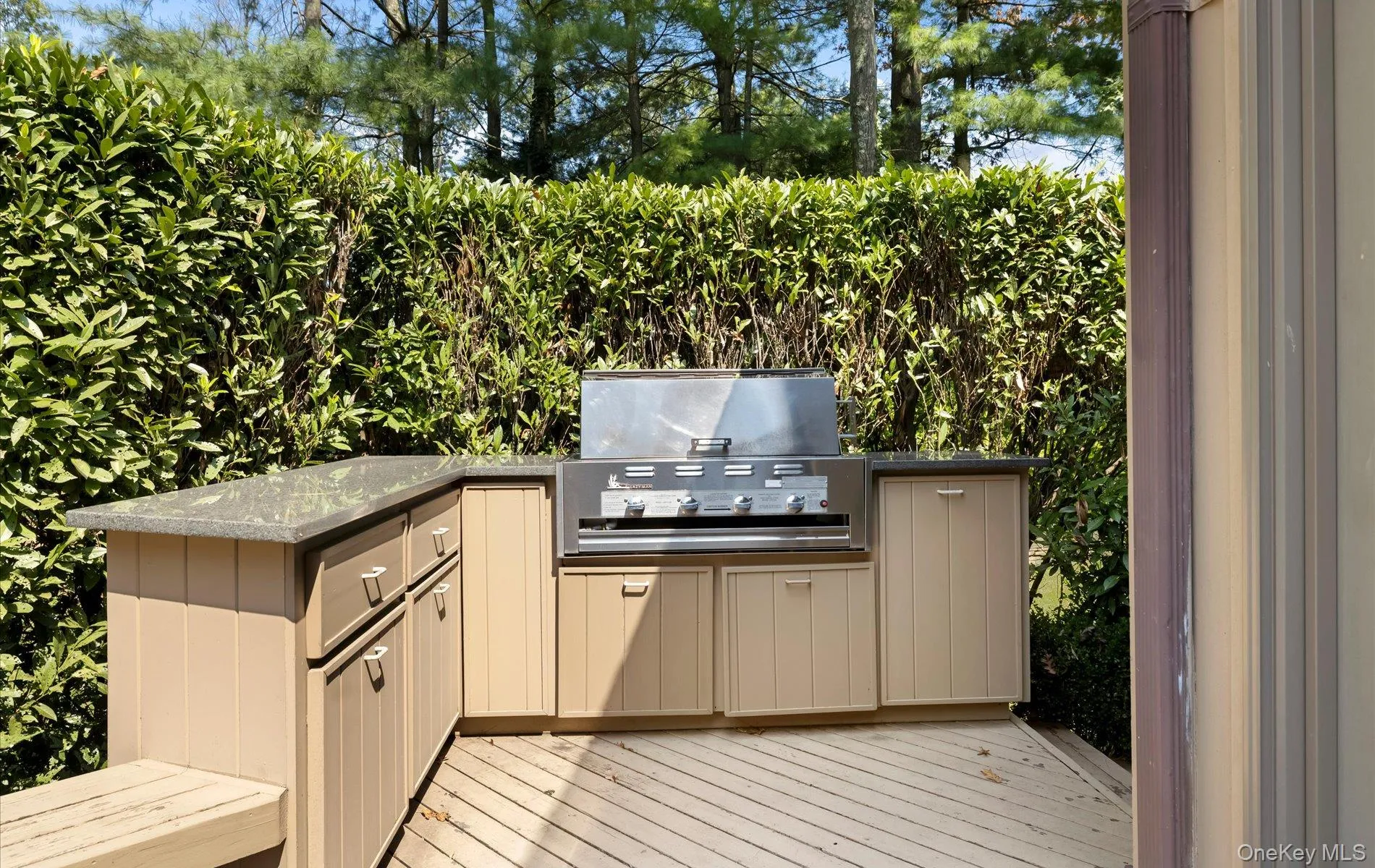 8 Kodiak Drive, Oyster Bay, NY, 5 Bedrooms Bedrooms, 10 Rooms Rooms,4 BathroomsBathrooms,Residential,For Rent,Kodiak,0,KEY1014308 8 Kodiak Drive, Oyster Bay, NY, 5 Bedrooms Bedrooms, 10 Rooms Rooms,4 BathroomsBathrooms,Residential,For Rent,Kodiak,0,KEY1014308