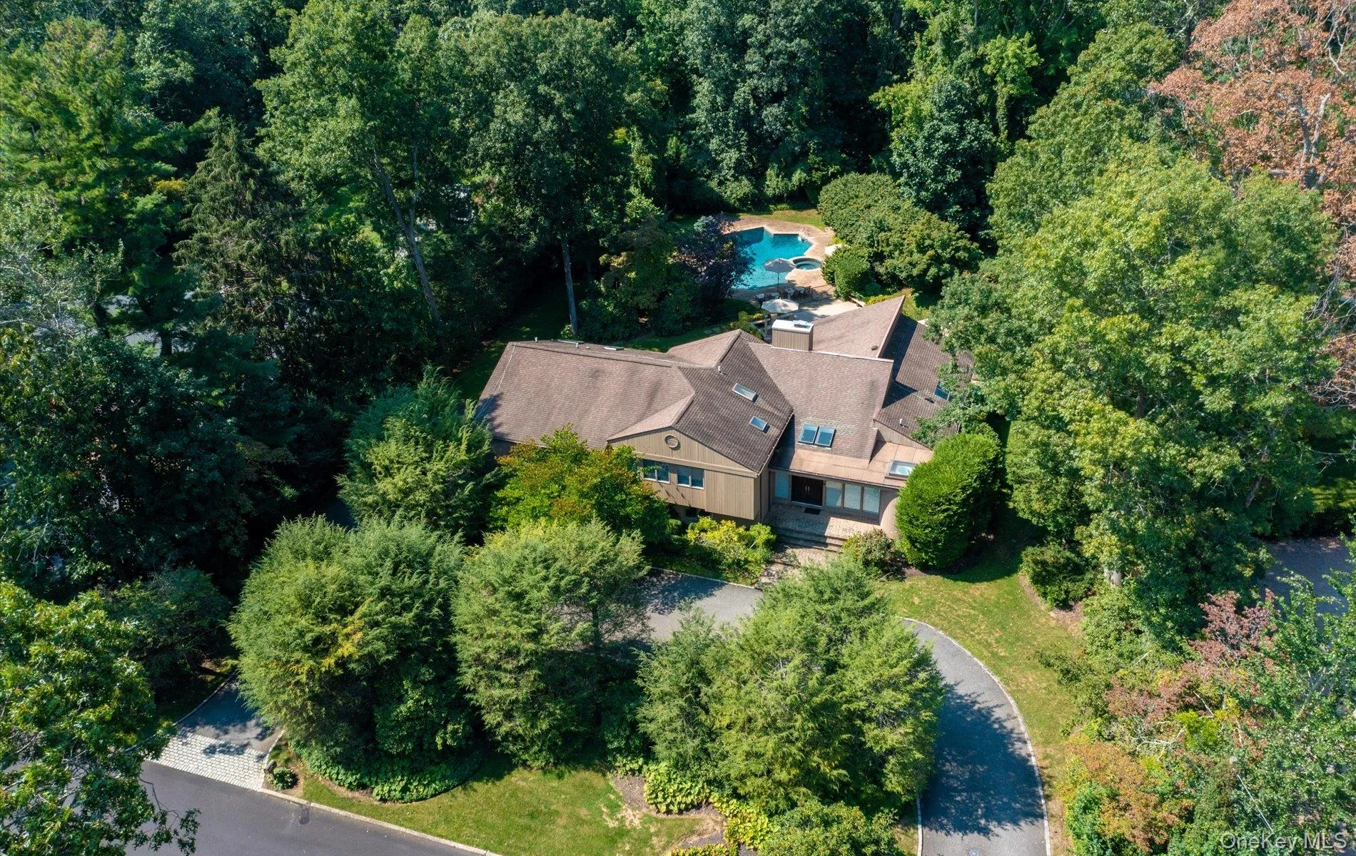 8 Kodiak Drive, Oyster Bay, NY, 5 Bedrooms Bedrooms, 10 Rooms Rooms,4 BathroomsBathrooms,Residential,For Rent,Kodiak,0,KEY1014308 8 Kodiak Drive, Oyster Bay, NY, 5 Bedrooms Bedrooms, 10 Rooms Rooms,4 BathroomsBathrooms,Residential,For Rent,Kodiak,0,KEY1014308