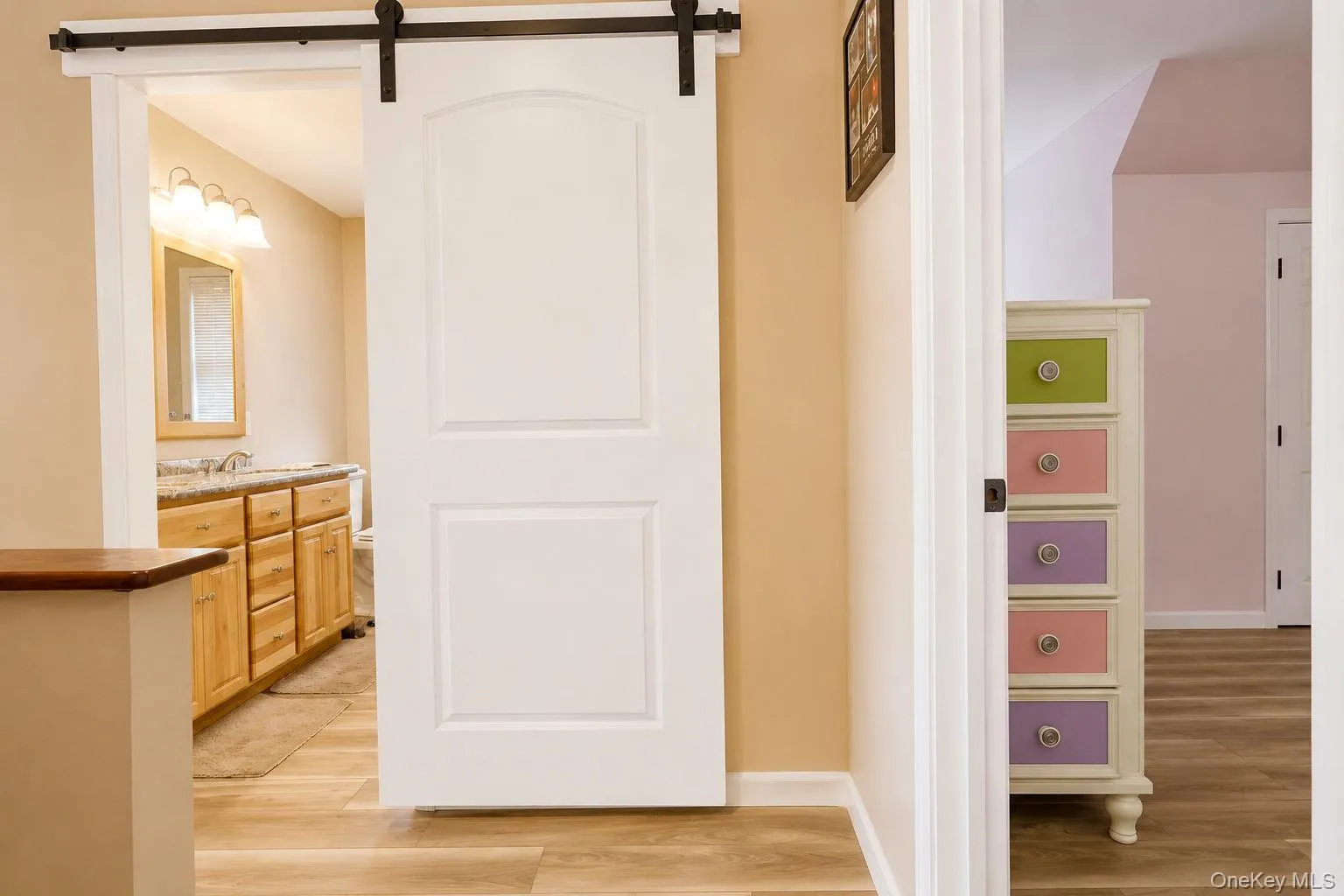 2nd level full bath with shower and laundry 2nd level full bath with shower and laundry
