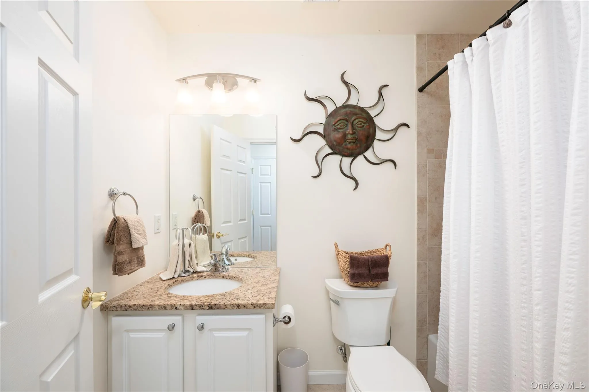 1 Halley Court, Poughkeepsie (town), NY, 2 Bedrooms Bedrooms, 6 Rooms Rooms,2 BathroomsBathrooms,Residential,For Rent,Halley,0,1014314 1 Halley Court, Poughkeepsie (town), NY, 2 Bedrooms Bedrooms, 6 Rooms Rooms,2 BathroomsBathrooms,Residential,For Rent,Halley,0,1014314