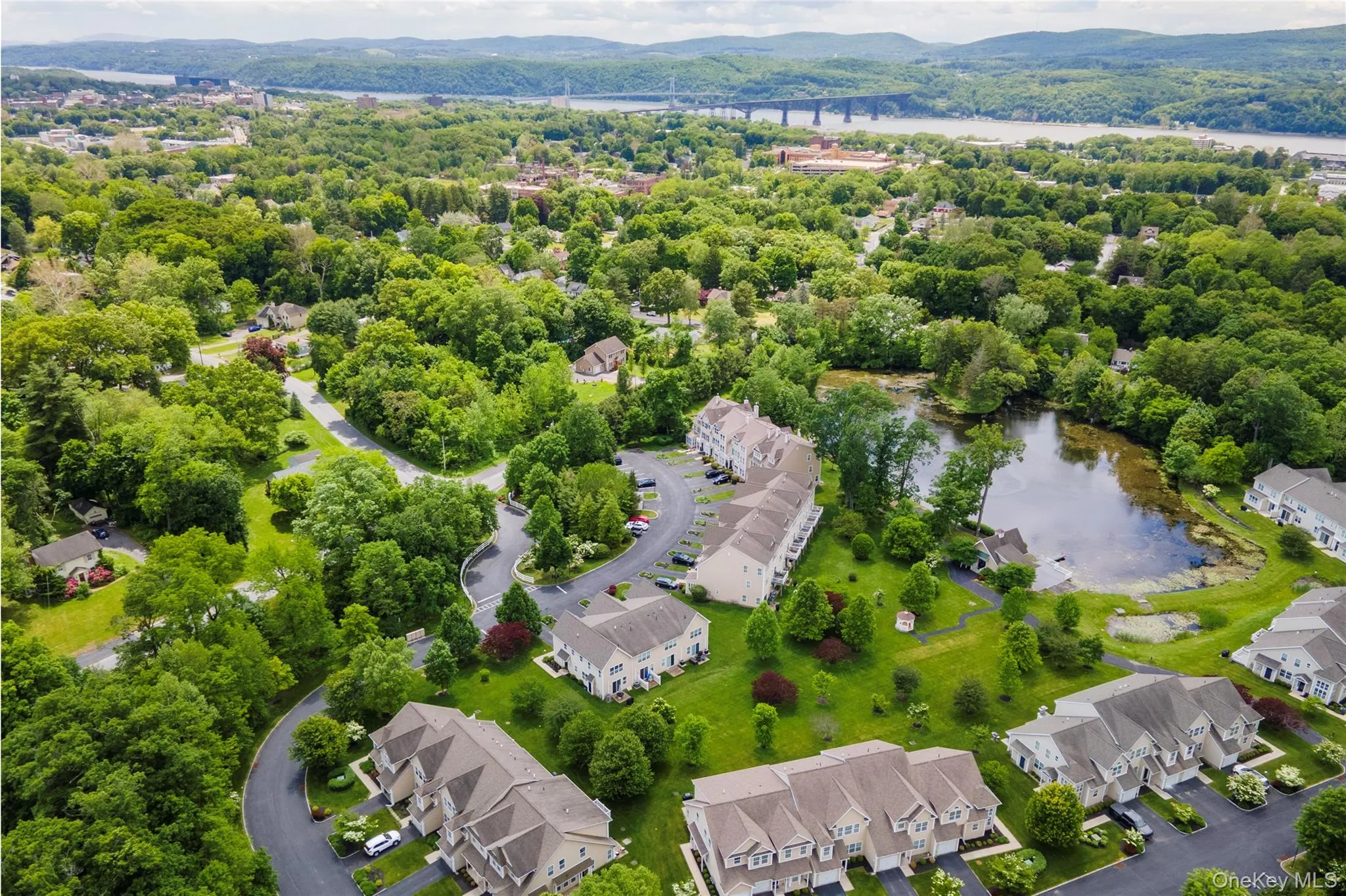 1 Halley Court, Poughkeepsie (town), NY, 2 Bedrooms Bedrooms, 6 Rooms Rooms,2 BathroomsBathrooms,Residential,For Rent,Halley,0,1014314 1 Halley Court, Poughkeepsie (town), NY, 2 Bedrooms Bedrooms, 6 Rooms Rooms,2 BathroomsBathrooms,Residential,For Rent,Halley,0,1014314