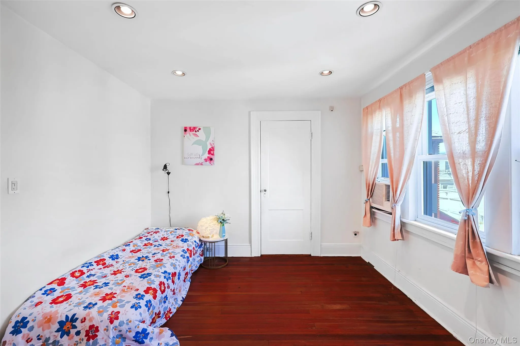 8518 53rd Avenue, New York, NY, 3 Bedrooms Bedrooms, 8 Rooms Rooms,2 BathroomsBathrooms,Residential,For Rent,53rd,0,1014320 8518 53rd Avenue, New York, NY, 3 Bedrooms Bedrooms, 8 Rooms Rooms,2 BathroomsBathrooms,Residential,For Rent,53rd,0,1014320