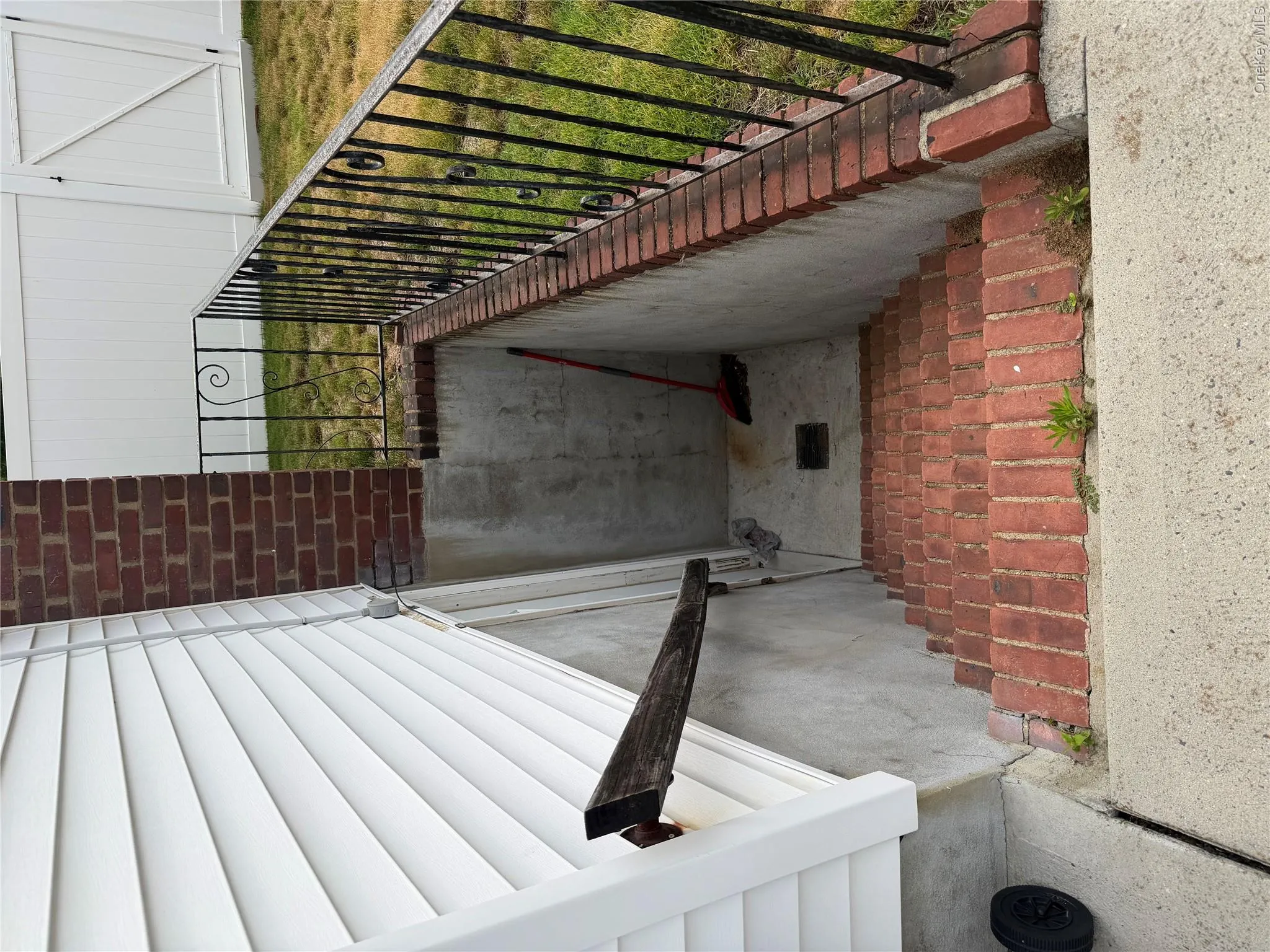 101 Sagamore Street, Hempstead, NY, 4 Bedrooms Bedrooms, 6 Rooms Rooms,2 BathroomsBathrooms,Residential,For Rent,Sagamore,0,1014327 101 Sagamore Street, Hempstead, NY, 4 Bedrooms Bedrooms, 6 Rooms Rooms,2 BathroomsBathrooms,Residential,For Rent,Sagamore,0,1014327