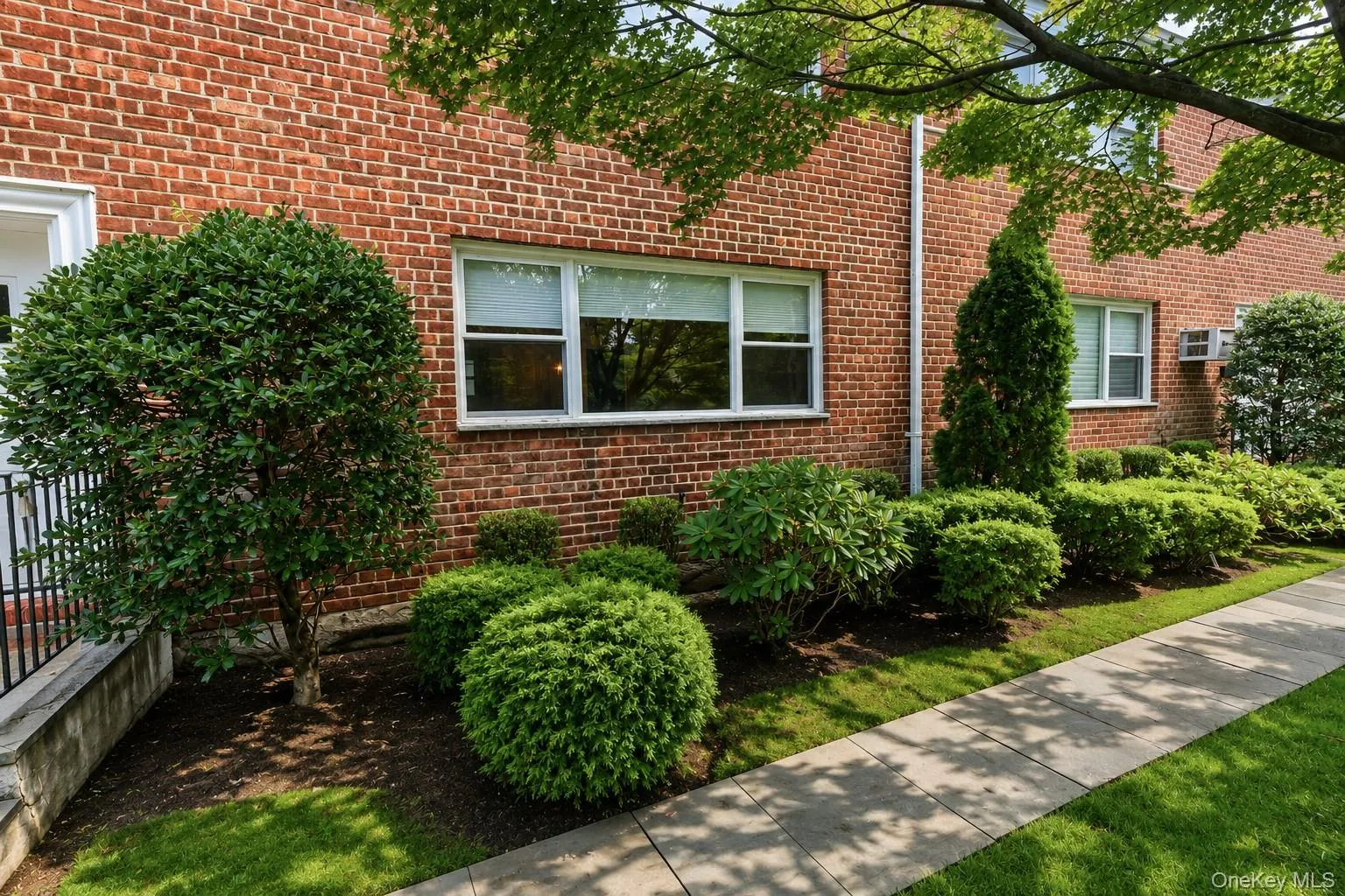 28 Oregon Avenue, Eastchester, NY, 1 Bedroom Bedrooms, 3 Rooms Rooms,1 BathroomBathrooms,Residential,For Rent,Oregon,0,1014330 28 Oregon Avenue, Eastchester, NY, 1 Bedroom Bedrooms, 3 Rooms Rooms,1 BathroomBathrooms,Residential,For Rent,Oregon,0,1014330