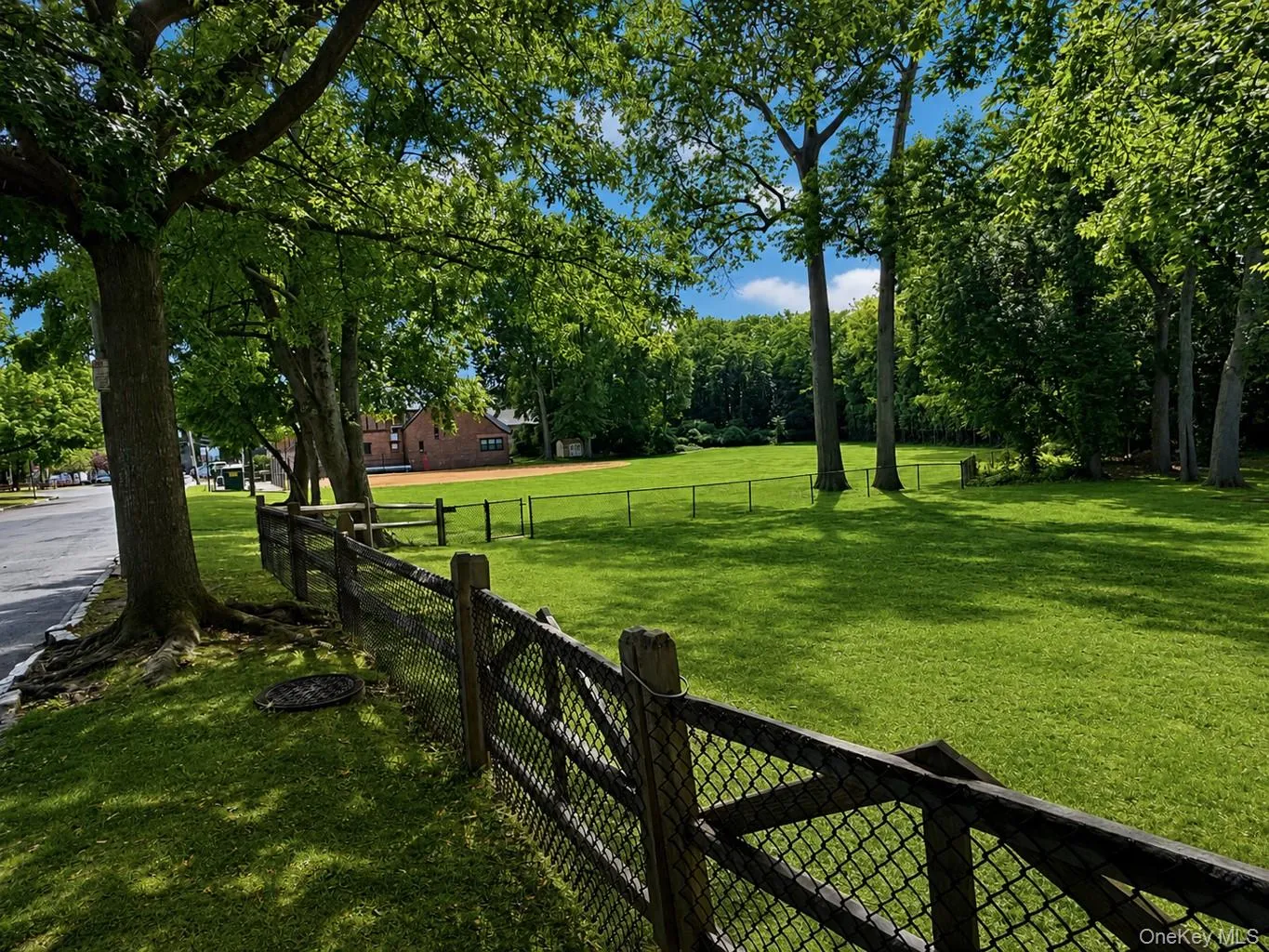 28 Oregon Avenue, Eastchester, NY, 1 Bedroom Bedrooms, 3 Rooms Rooms,1 BathroomBathrooms,Residential,For Rent,Oregon,0,1014330 28 Oregon Avenue, Eastchester, NY, 1 Bedroom Bedrooms, 3 Rooms Rooms,1 BathroomBathrooms,Residential,For Rent,Oregon,0,1014330