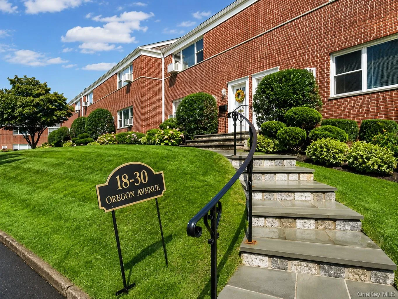 28 Oregon Avenue, Eastchester, NY, 1 Bedroom Bedrooms, 3 Rooms Rooms,1 BathroomBathrooms,Residential,For Rent,Oregon,0,1014330 28 Oregon Avenue, Eastchester, NY, 1 Bedroom Bedrooms, 3 Rooms Rooms,1 BathroomBathrooms,Residential,For Rent,Oregon,0,1014330