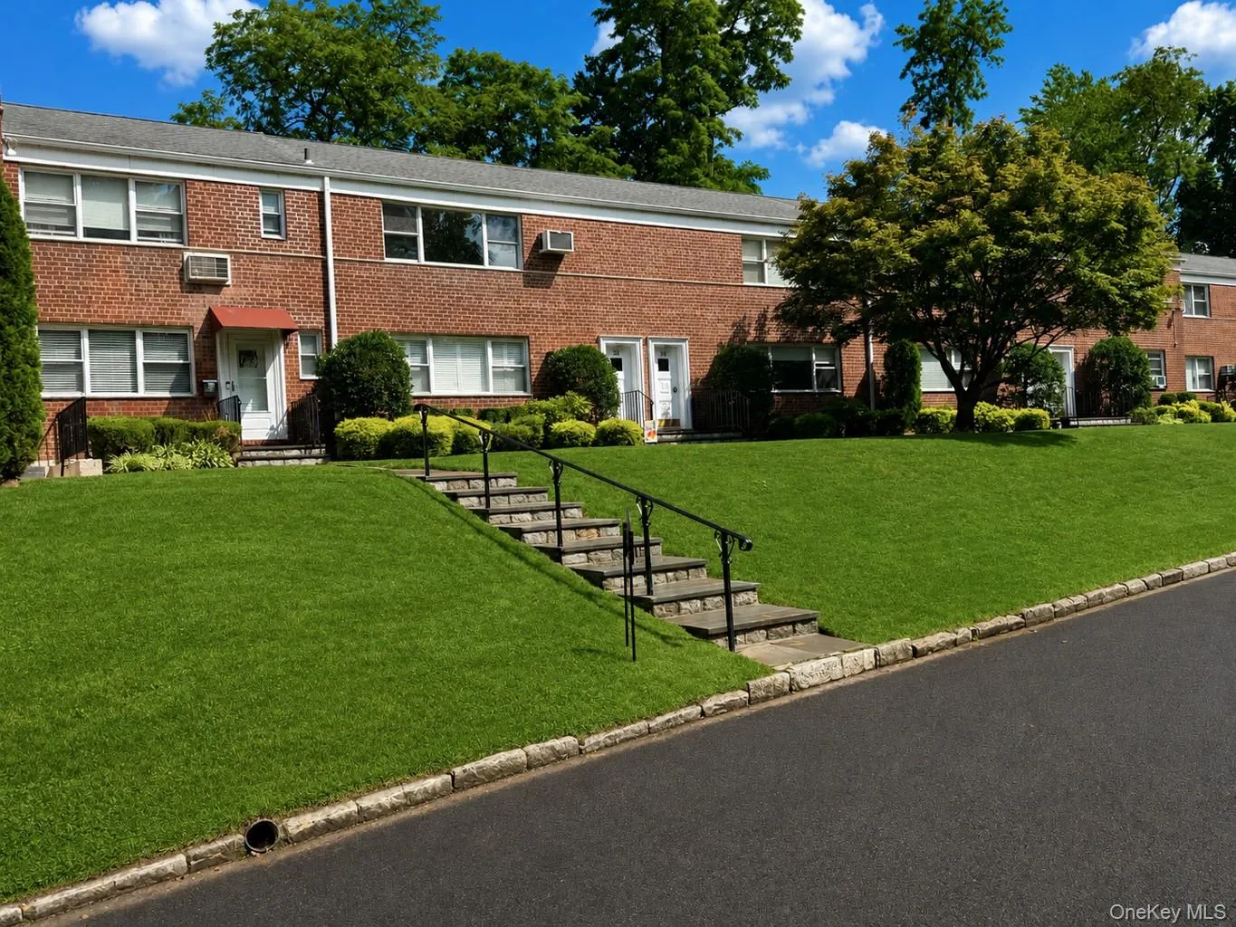 28 Oregon Avenue, Eastchester, NY, 1 Bedroom Bedrooms, 3 Rooms Rooms,1 BathroomBathrooms,Residential,For Rent,Oregon,0,1014330 28 Oregon Avenue, Eastchester, NY, 1 Bedroom Bedrooms, 3 Rooms Rooms,1 BathroomBathrooms,Residential,For Rent,Oregon,0,1014330
