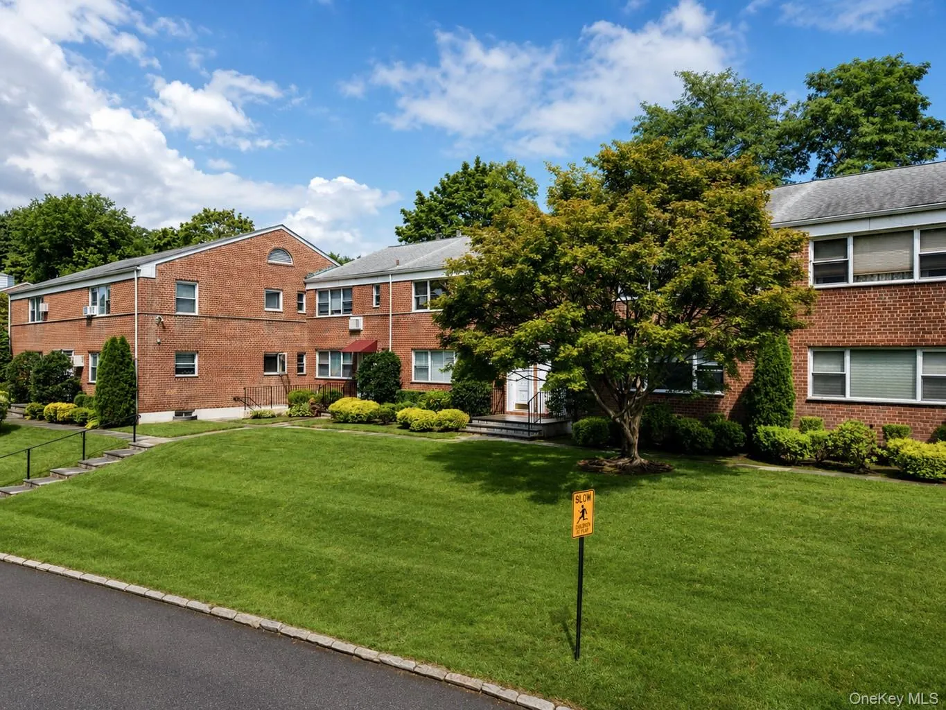 28 Oregon Avenue, Eastchester, NY, 1 Bedroom Bedrooms, 3 Rooms Rooms,1 BathroomBathrooms,Residential,For Rent,Oregon,0,1014330 28 Oregon Avenue, Eastchester, NY, 1 Bedroom Bedrooms, 3 Rooms Rooms,1 BathroomBathrooms,Residential,For Rent,Oregon,0,1014330