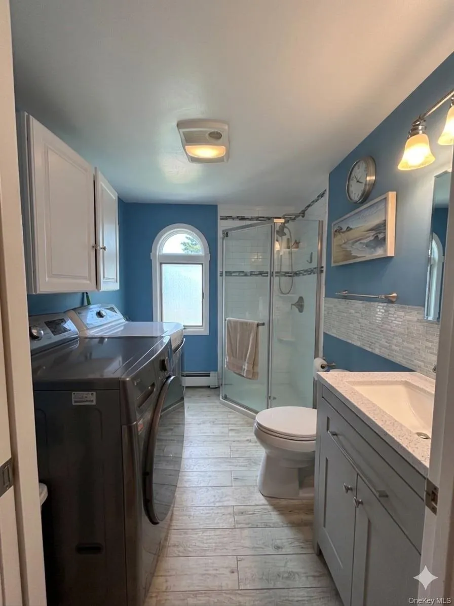 15 Elbow Lane, Hempstead, NY, 4 Bedrooms Bedrooms, 7 Rooms Rooms,2 BathroomsBathrooms,Residential Lease,For Rent,Elbow,0,1014333 15 Elbow Lane, Hempstead, NY, 4 Bedrooms Bedrooms, 7 Rooms Rooms,2 BathroomsBathrooms,Residential Lease,For Rent,Elbow,0,1014333