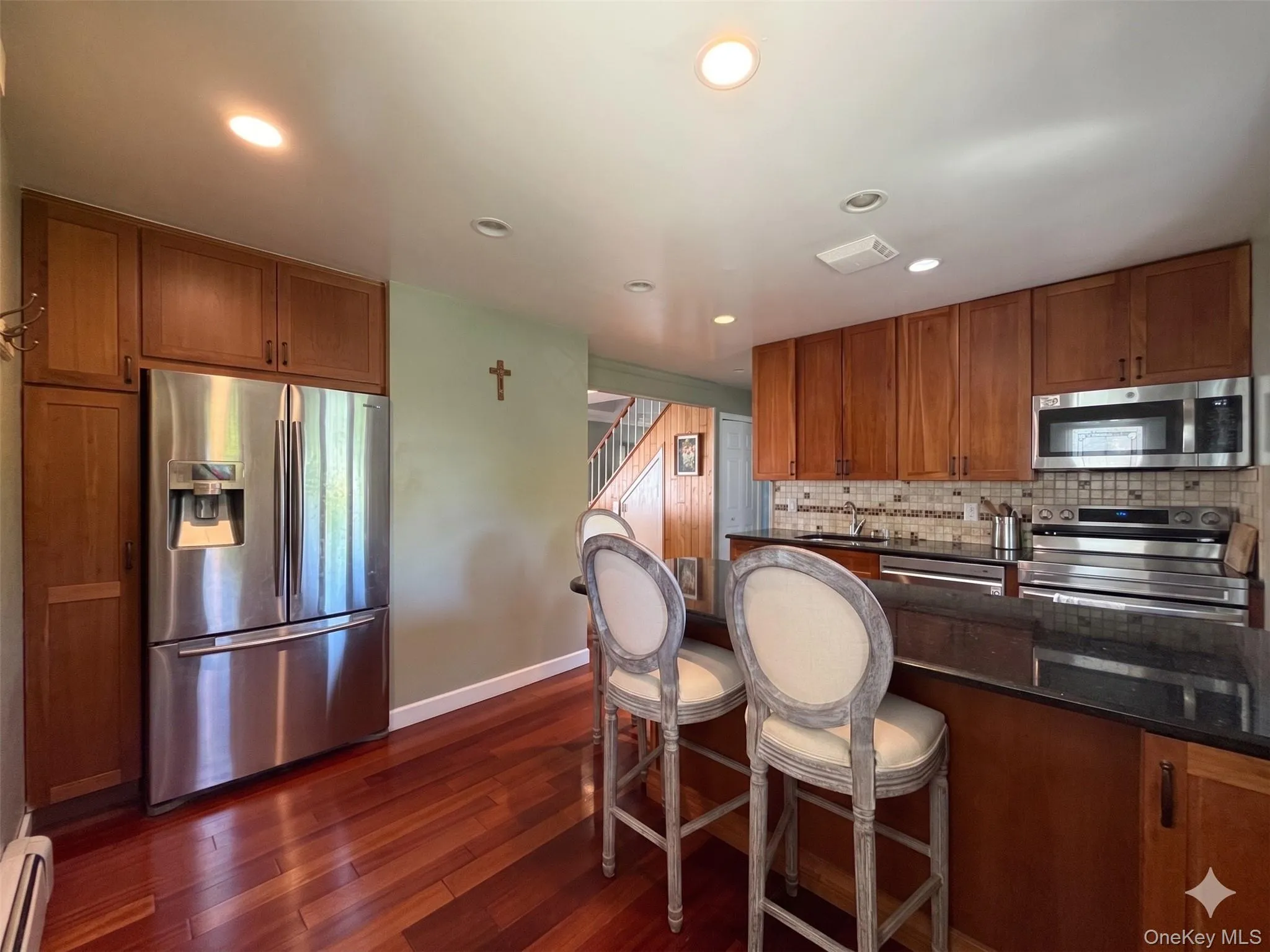15 Elbow Lane, Hempstead, NY, 4 Bedrooms Bedrooms, 7 Rooms Rooms,2 BathroomsBathrooms,Residential Lease,For Rent,Elbow,0,1014333 15 Elbow Lane, Hempstead, NY, 4 Bedrooms Bedrooms, 7 Rooms Rooms,2 BathroomsBathrooms,Residential Lease,For Rent,Elbow,0,1014333