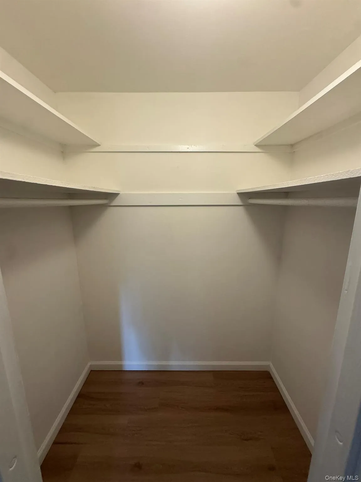 233 Sagamore Hills Drive, Brookhaven, NY, 2 Bedrooms Bedrooms, 7 Rooms Rooms,1 BathroomBathrooms,Residential,For Rent,Sagamore Hills,0,1014336 233 Sagamore Hills Drive, Brookhaven, NY, 2 Bedrooms Bedrooms, 7 Rooms Rooms,1 BathroomBathrooms,Residential,For Rent,Sagamore Hills,0,1014336